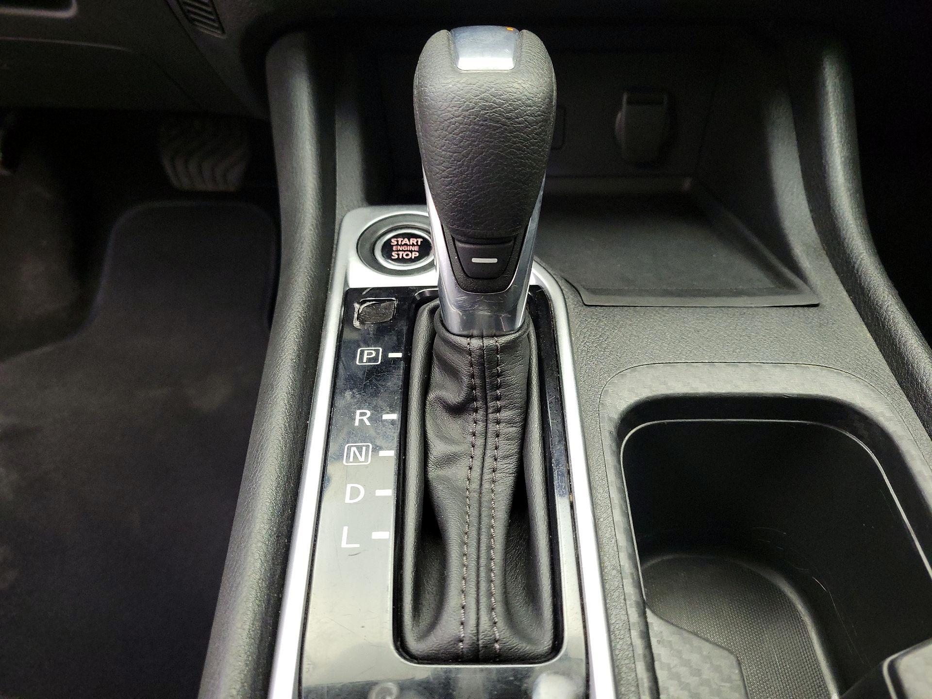 Thumbnail: 2023 Nissan Sentra - 16