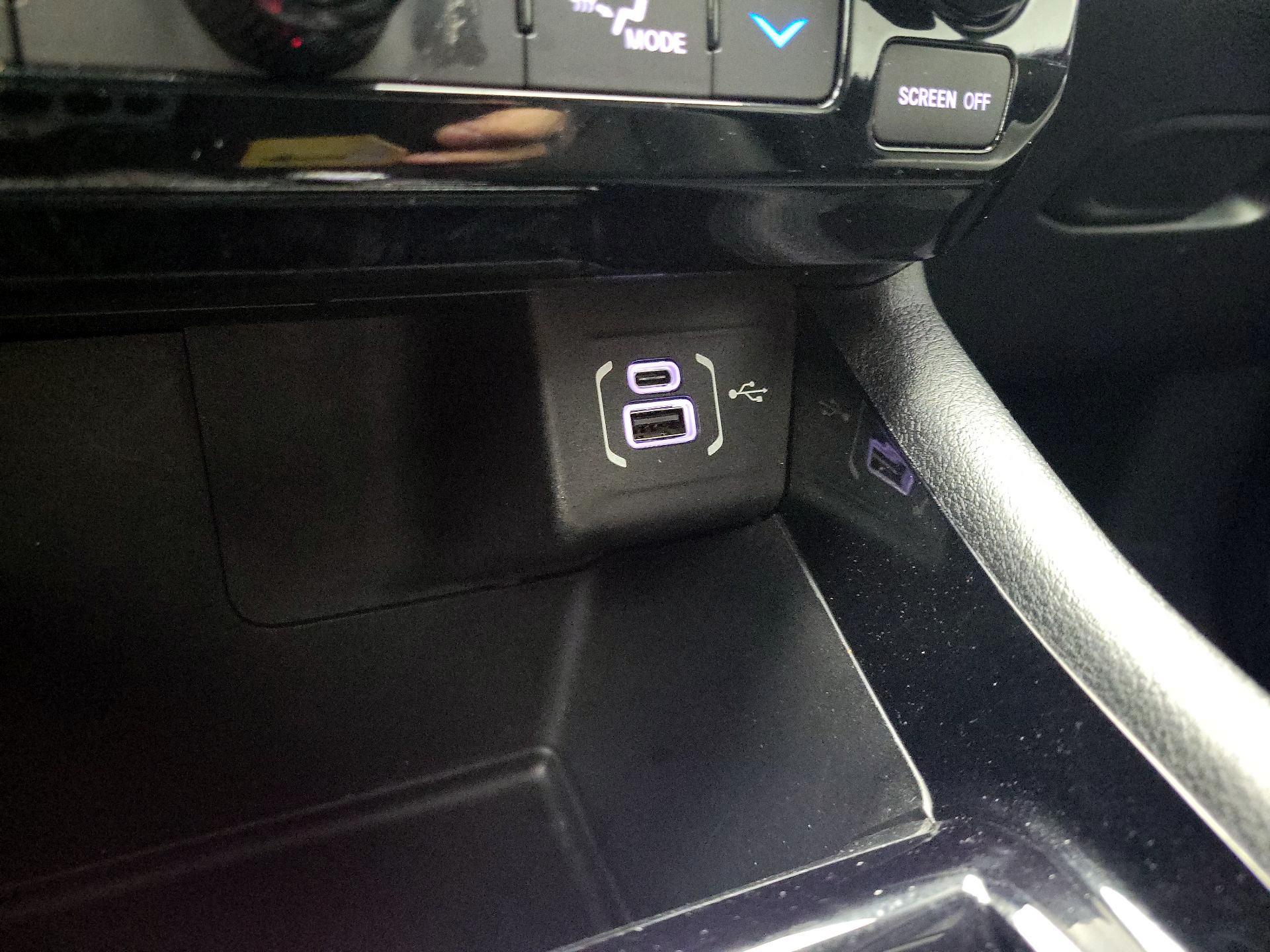 Thumbnail: 2022 Jeep Compass - 18