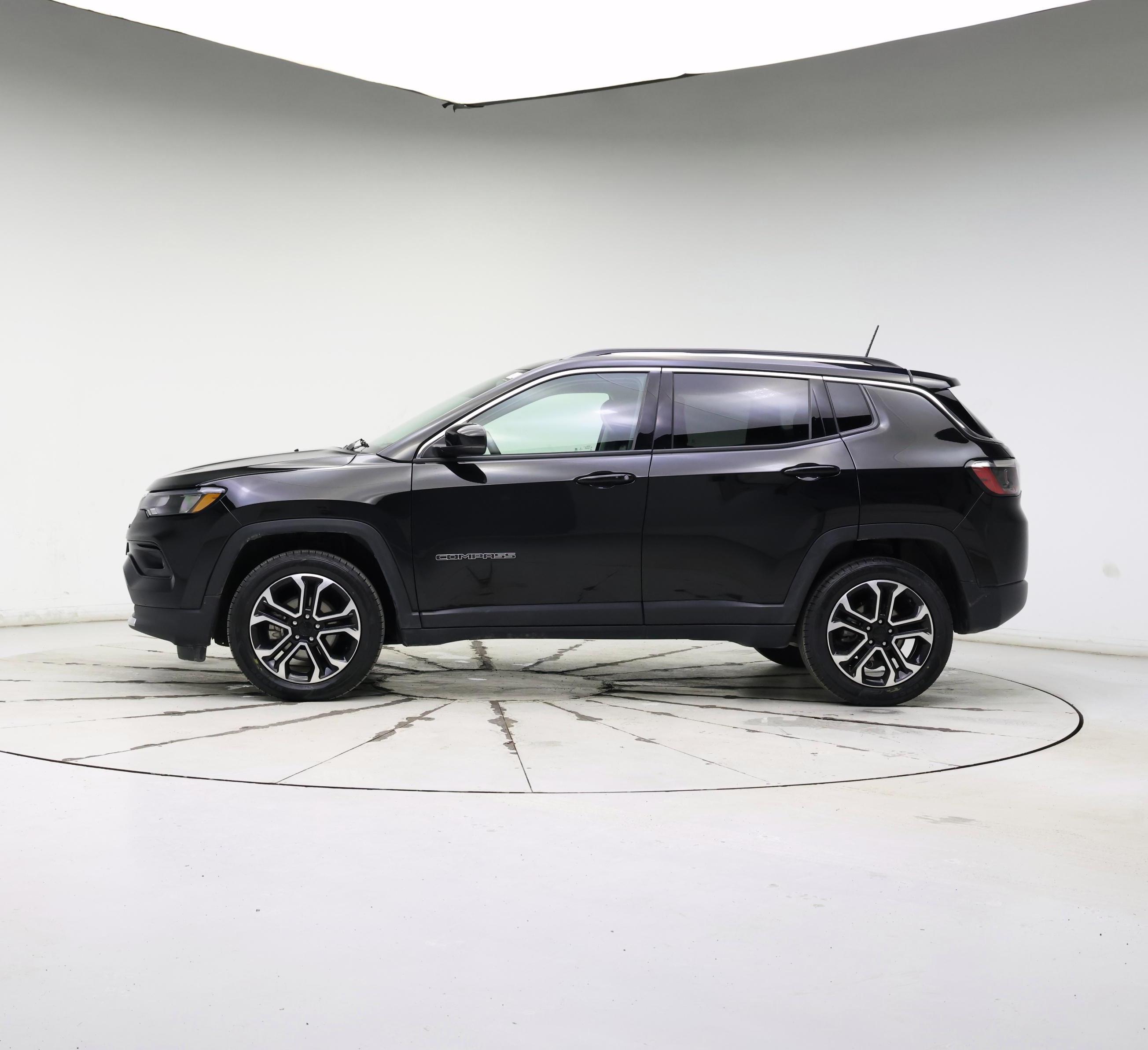 Thumbnail: 2022 Jeep Compass - 3