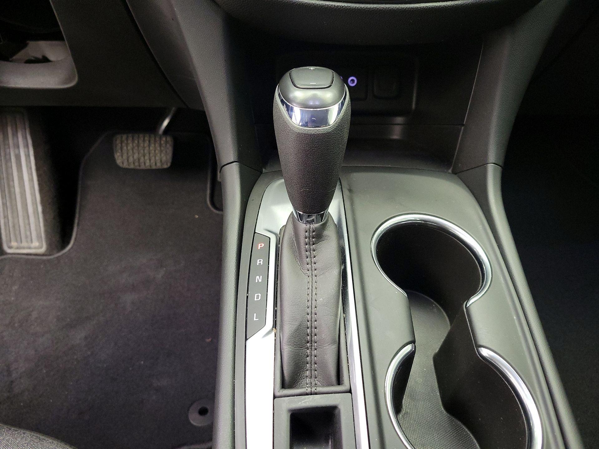 Thumbnail: 2020 Chevrolet Equinox - 16