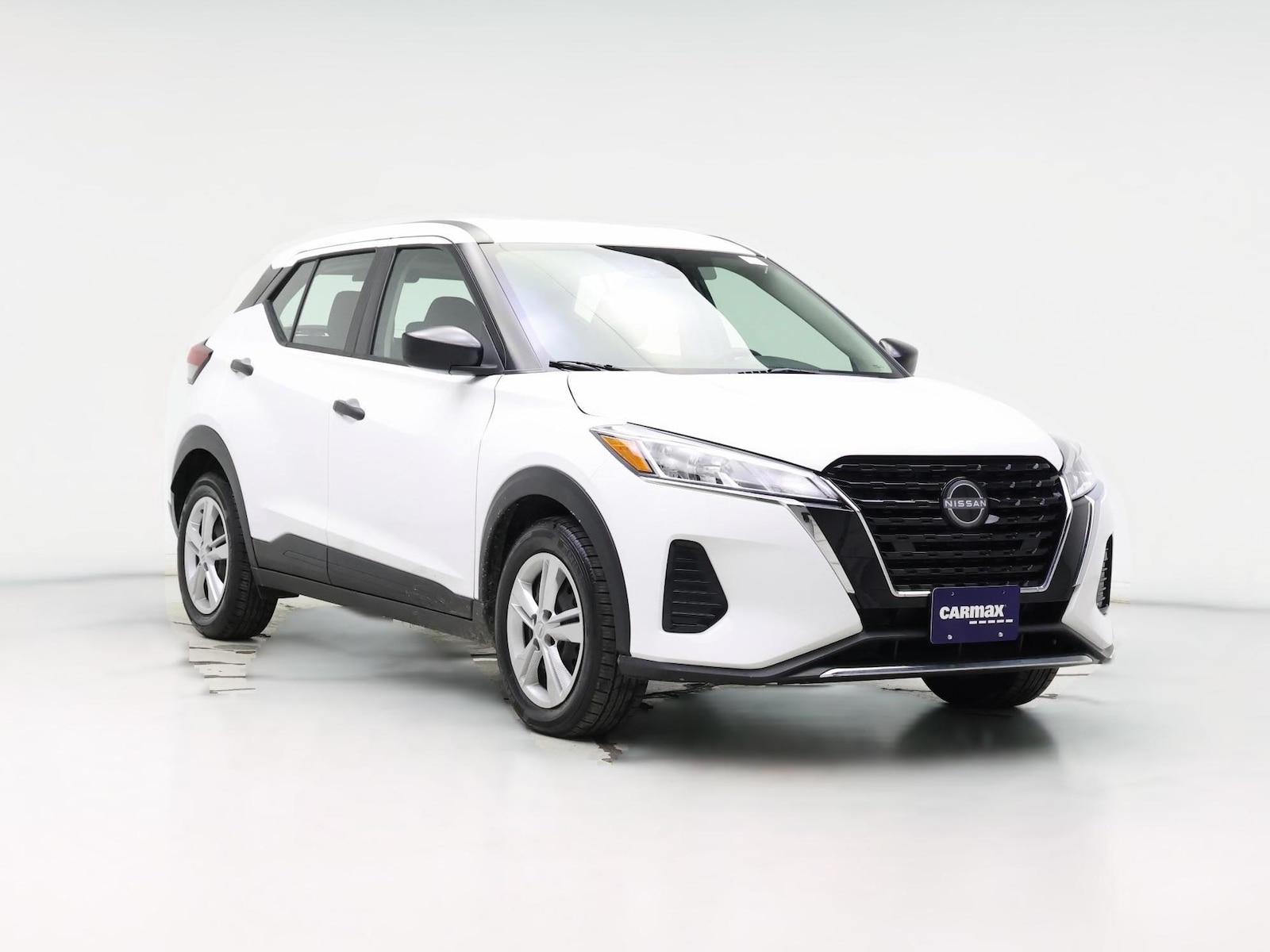 2023 Nissan Kicks