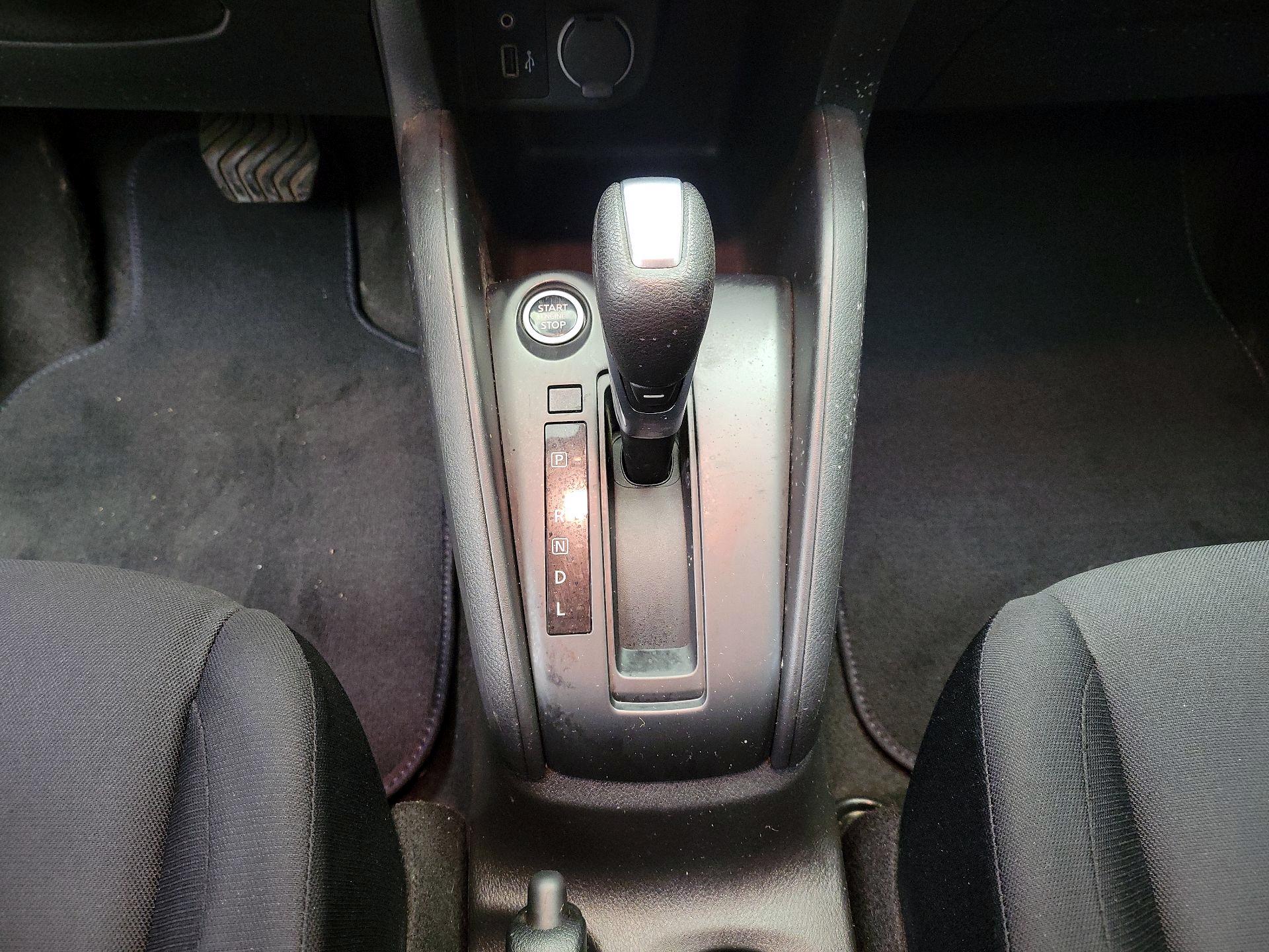 Thumbnail: 2023 Nissan Kicks - 16