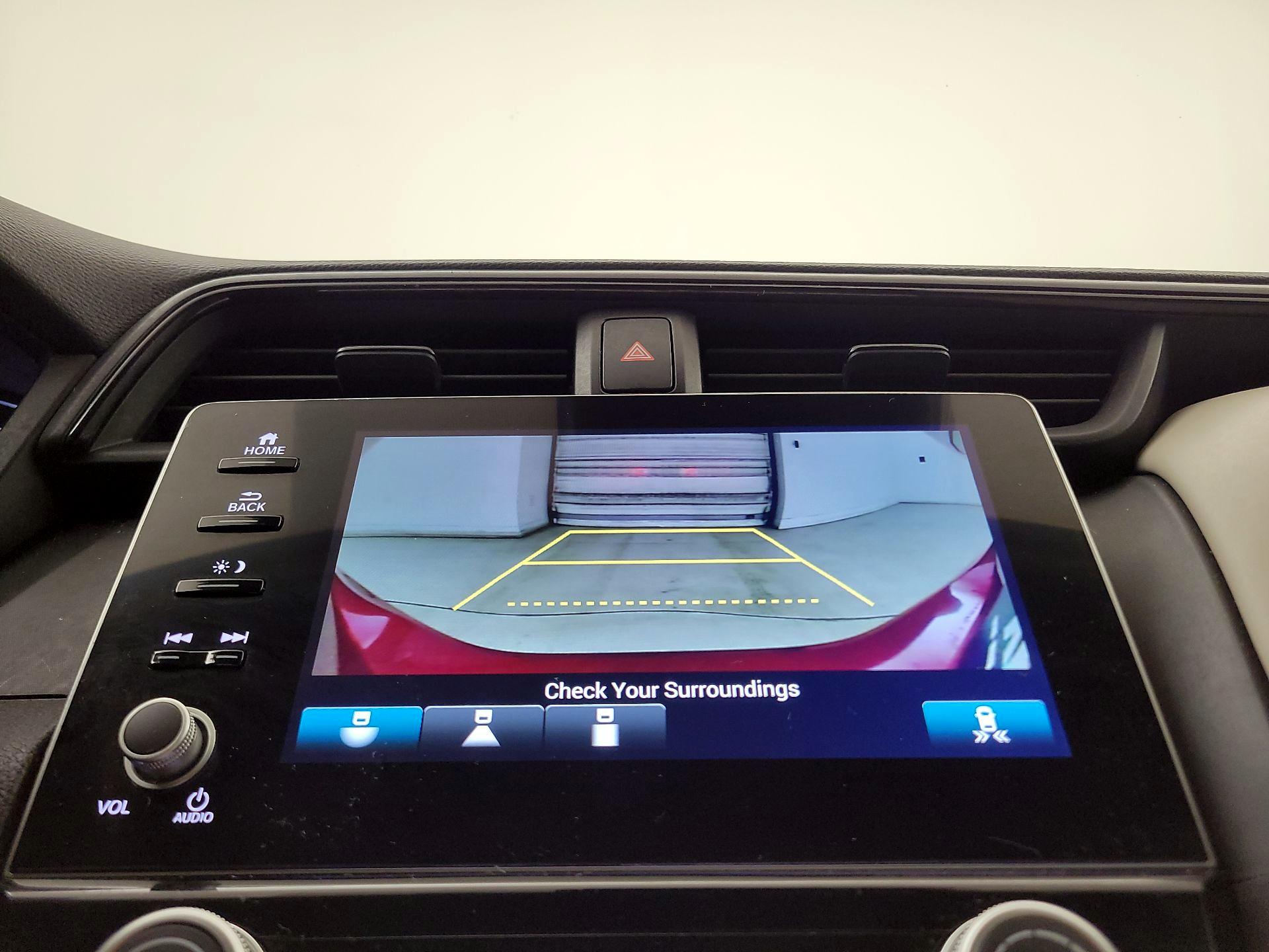 Thumbnail: 2021 Honda Insight - 14