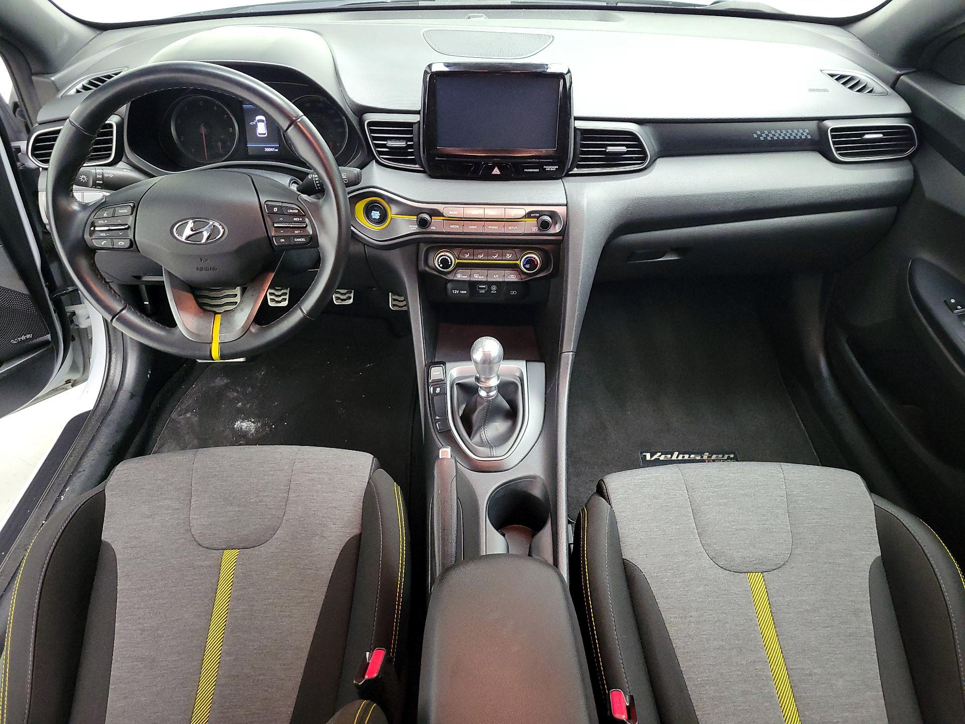 Thumbnail: 2020 Hyundai Veloster - 9