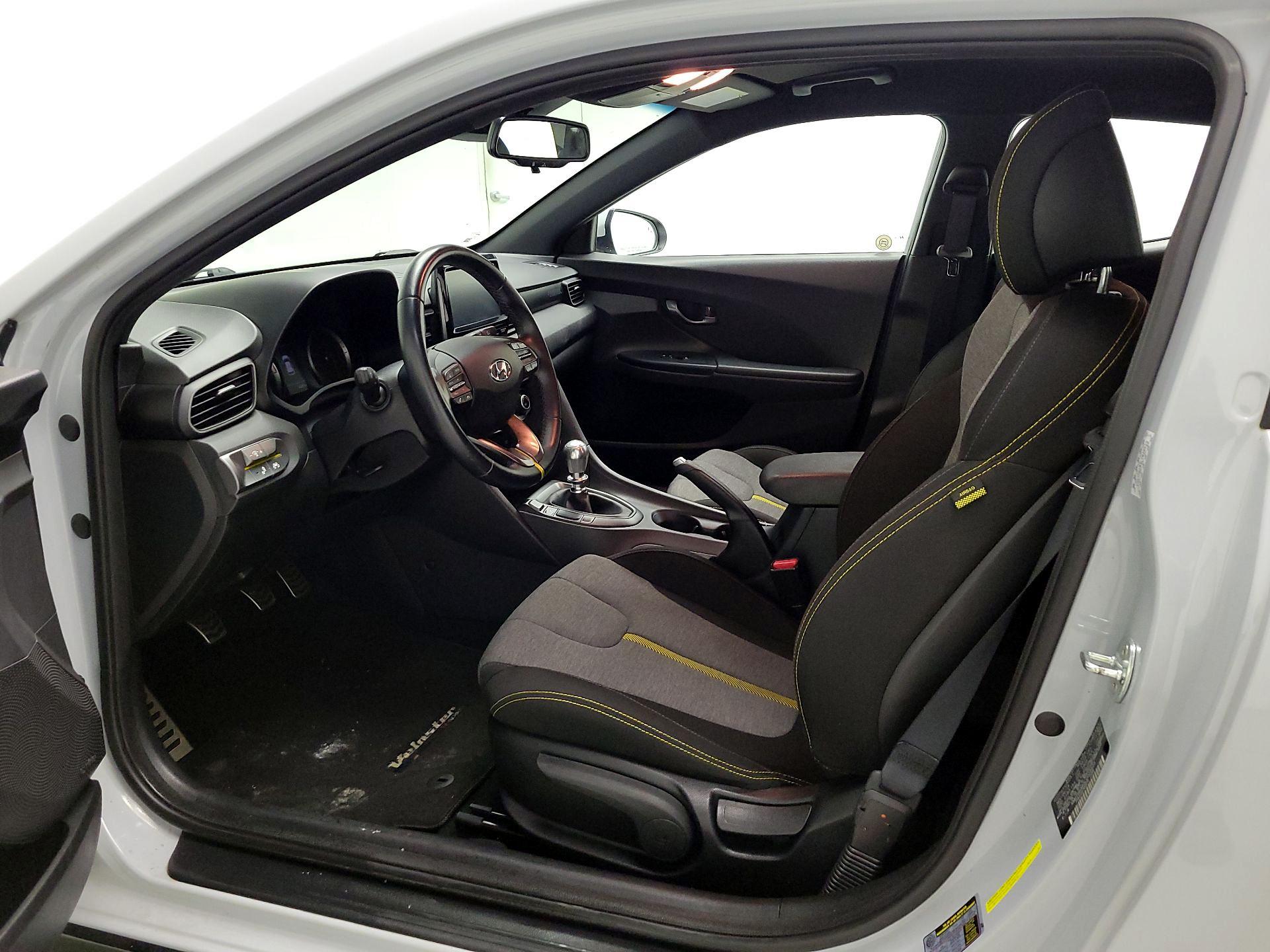 Thumbnail: 2020 Hyundai Veloster - 11