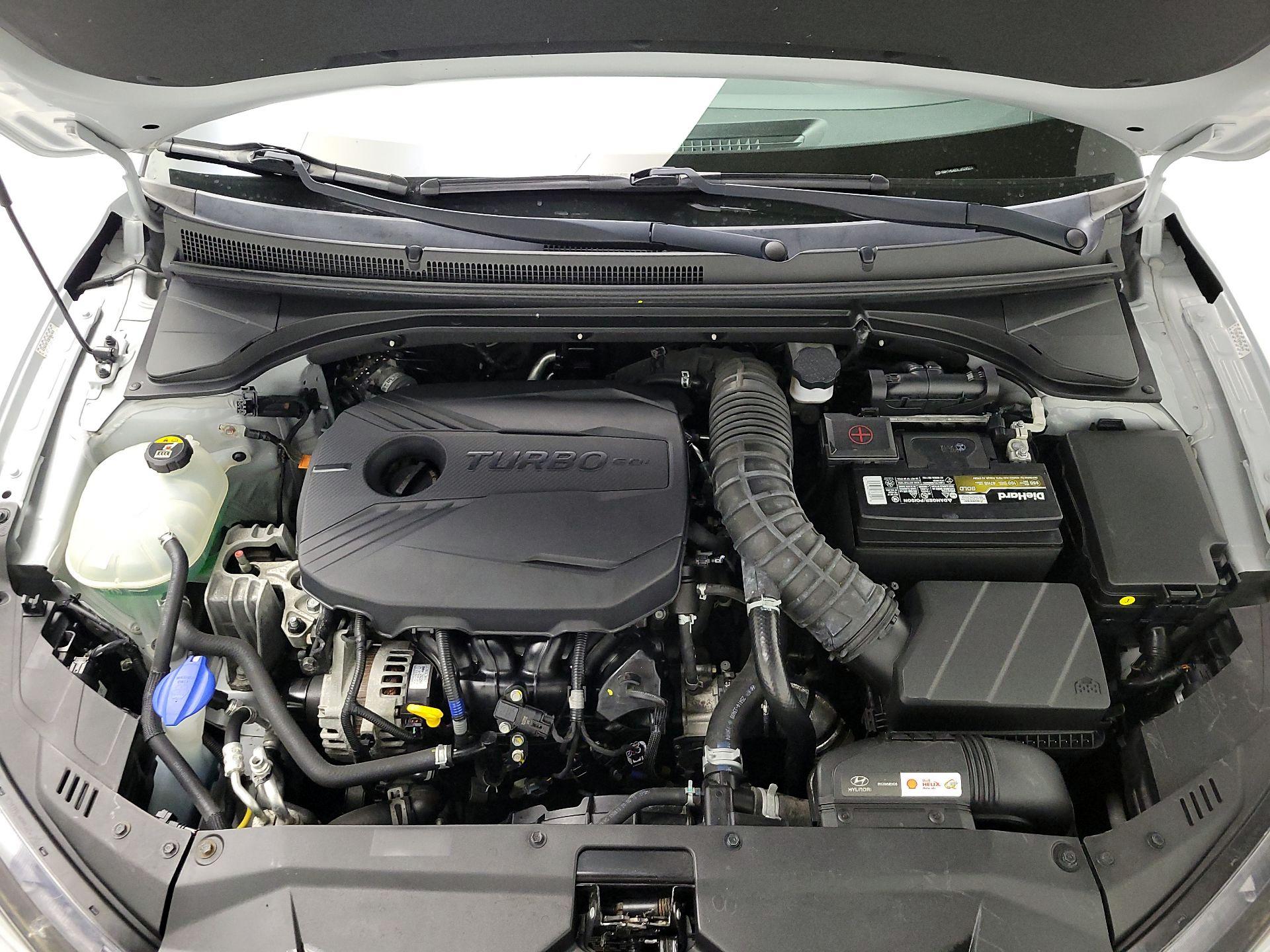 Thumbnail: 2020 Hyundai Veloster - 17