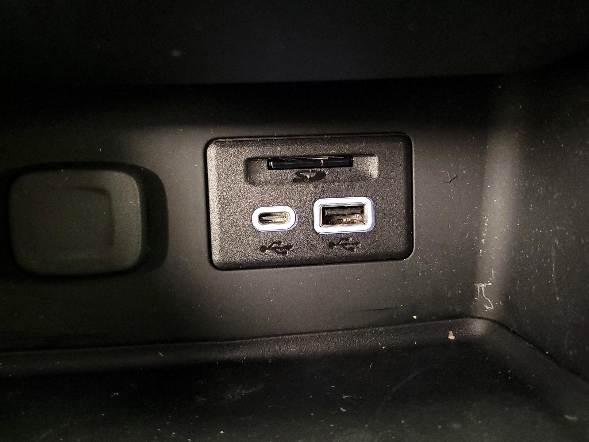 Thumbnail: 2023 GMC Acadia - 19