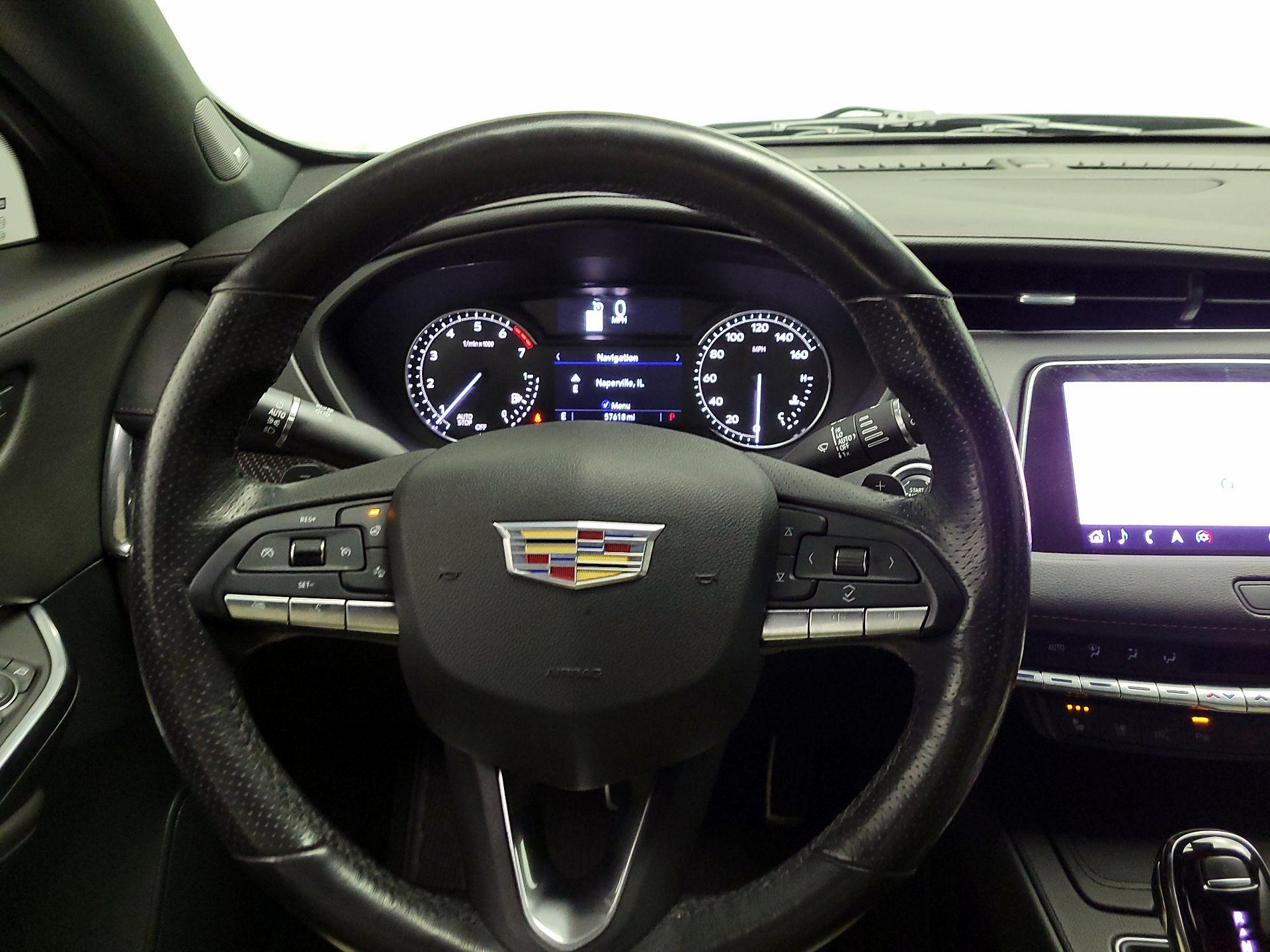 Thumbnail: 2020 Cadillac XT4 - 10