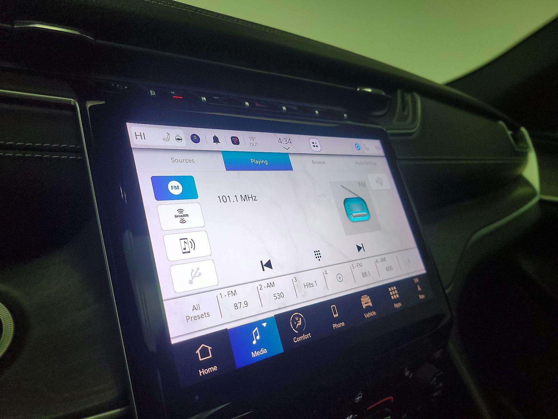 Thumbnail: 2024 Jeep Grand Cherokee - 16