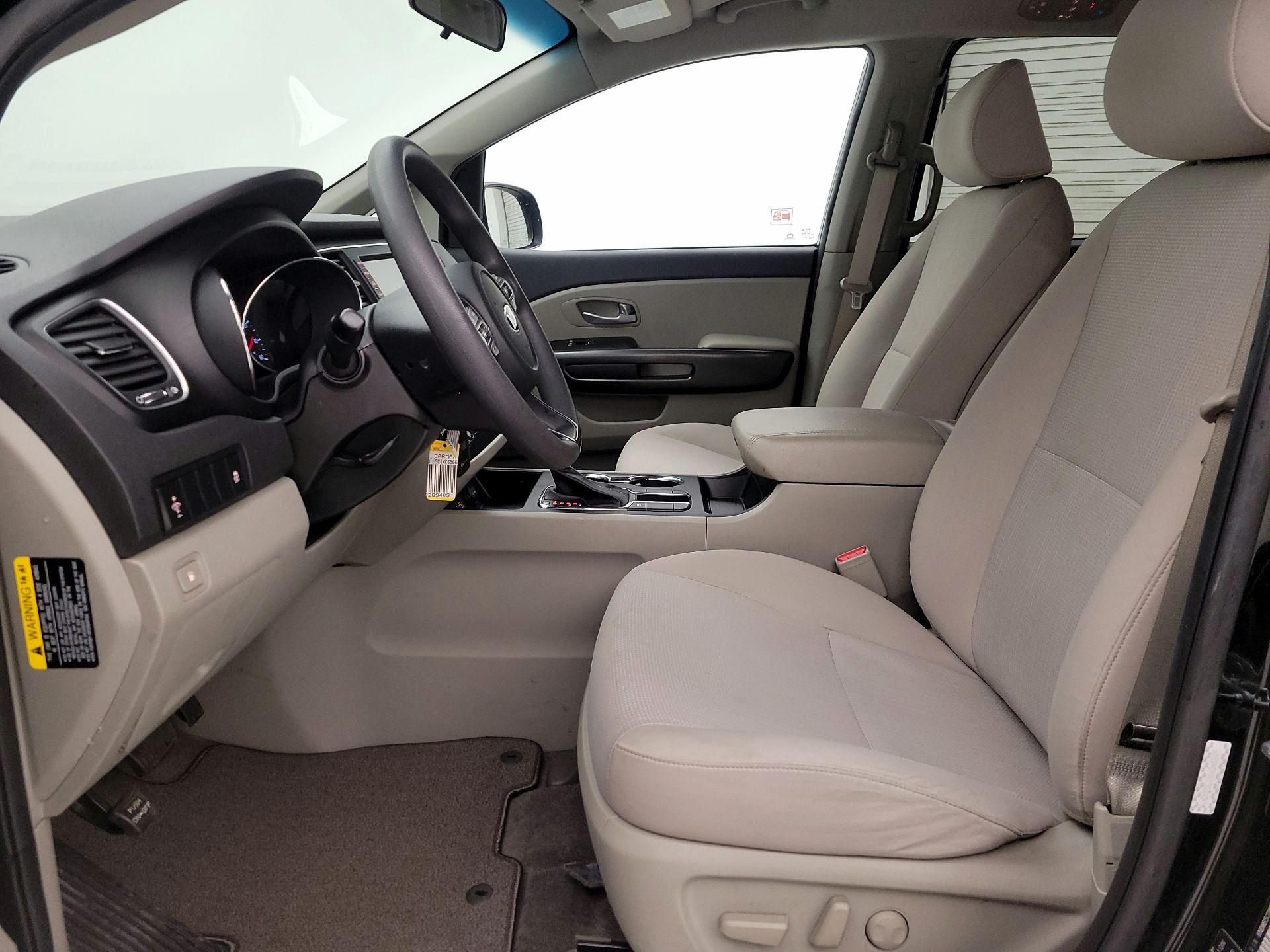 Thumbnail: 2019 Kia Sedona - 11