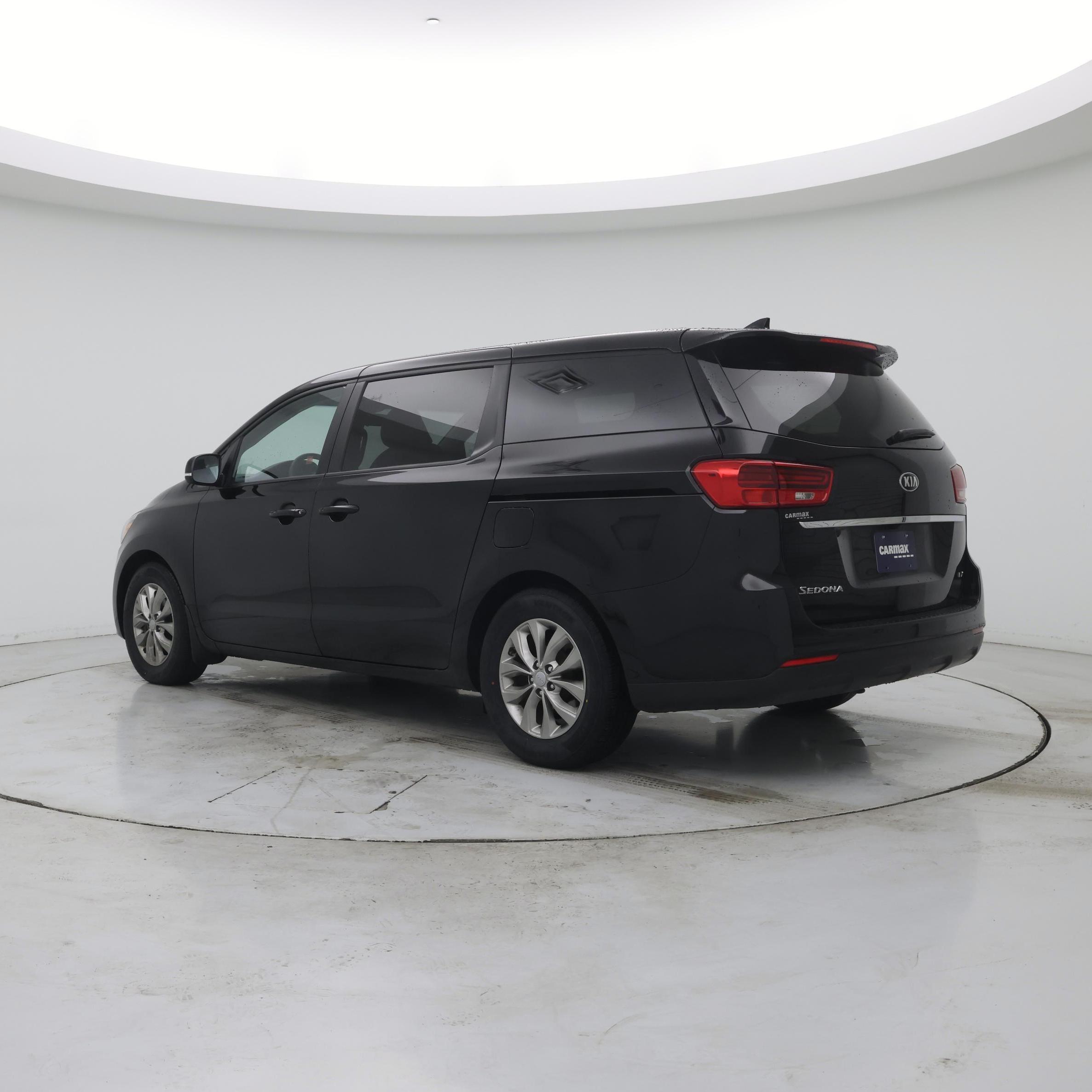 Thumbnail: 2019 Kia Sedona - 2