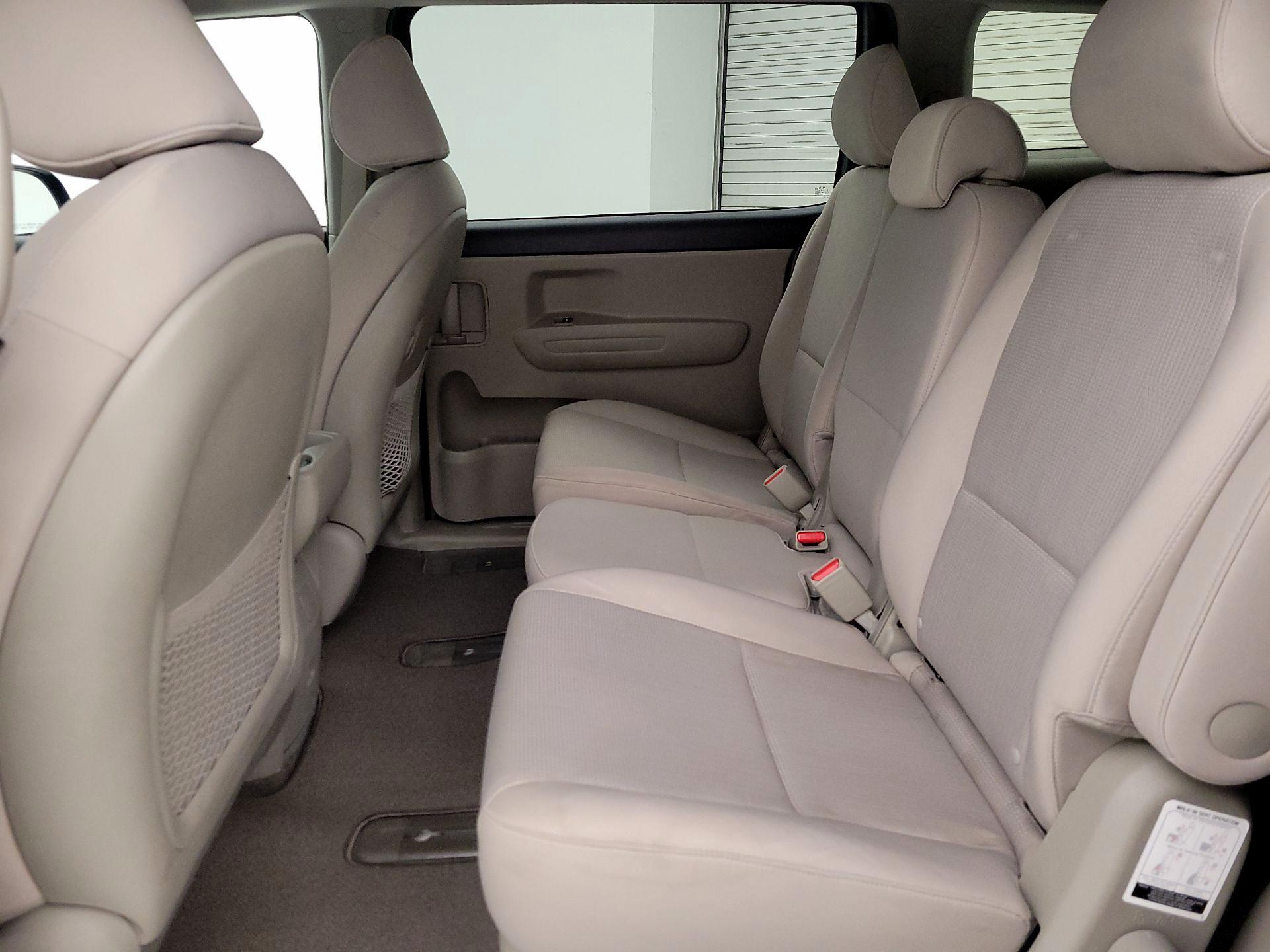 Thumbnail: 2019 Kia Sedona - 19