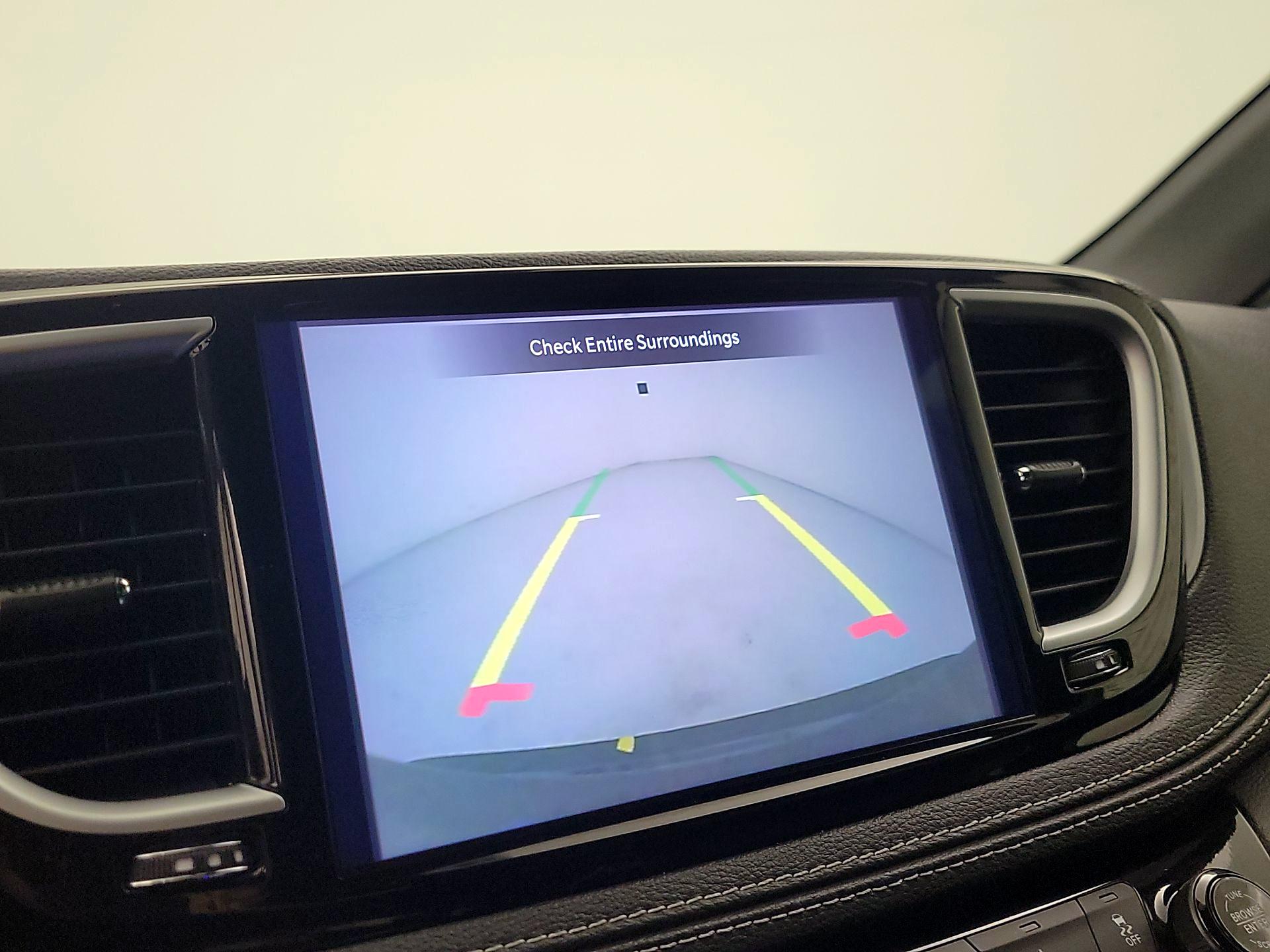 Thumbnail: 2025 Chrysler Pacifica - 15