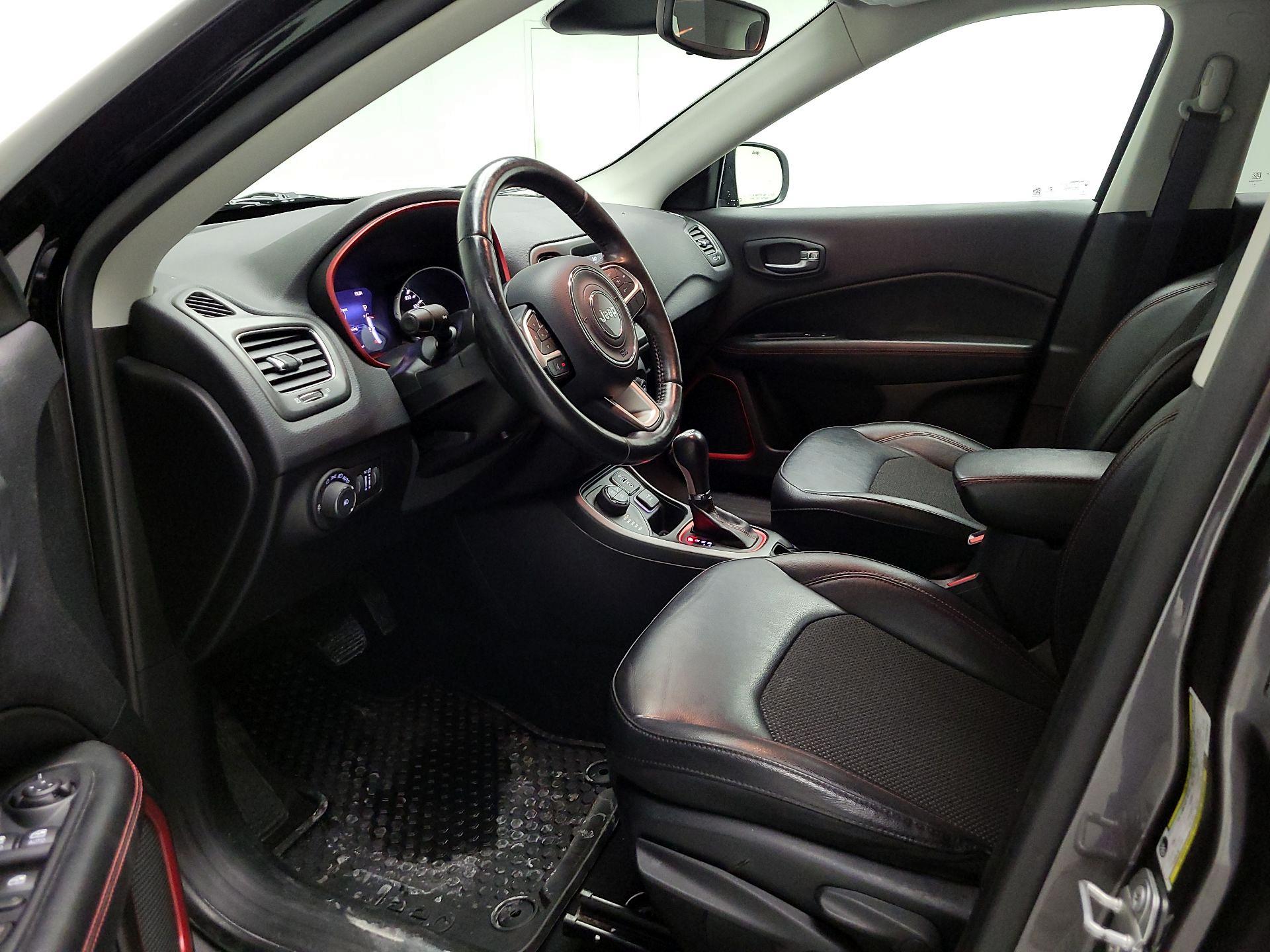 Thumbnail: 2019 Jeep Compass - 11