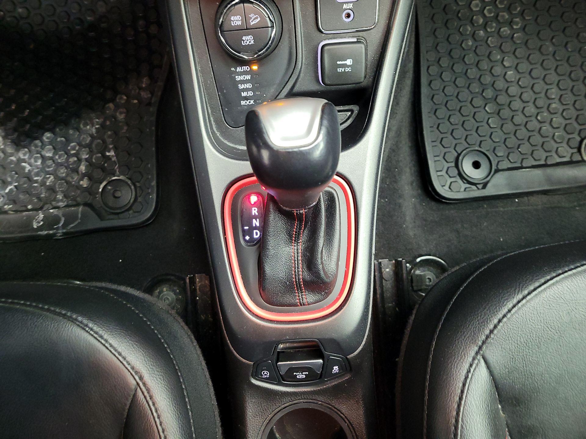 Thumbnail: 2019 Jeep Compass - 15