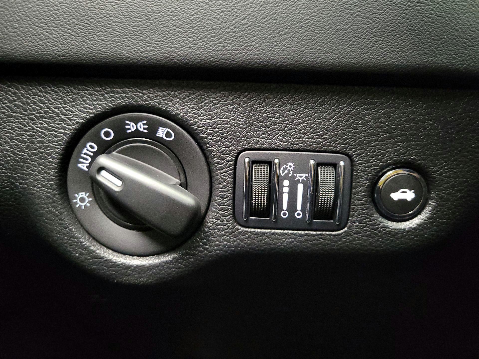 Thumbnail: 2023 Dodge Charger - 13