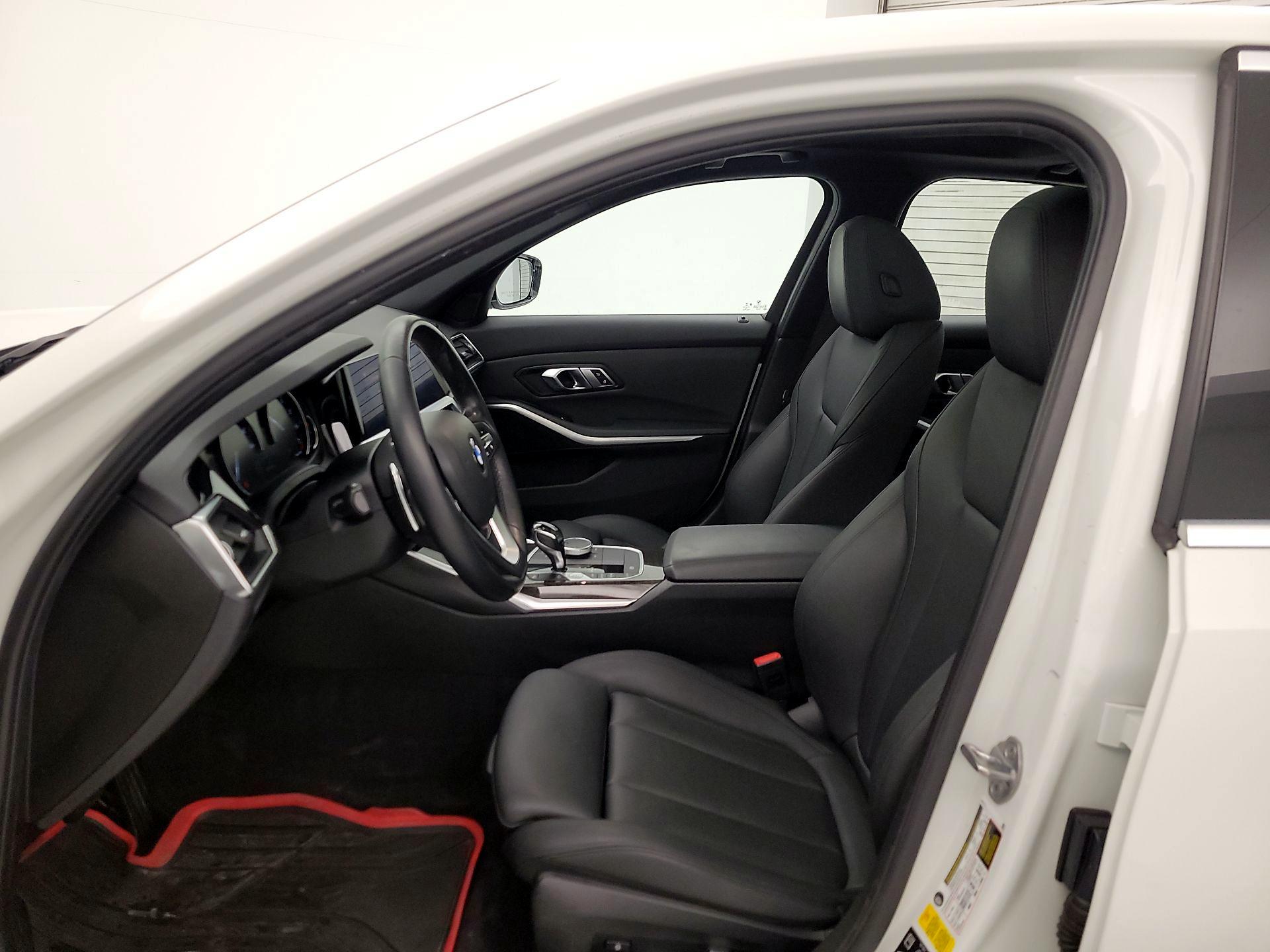 Thumbnail: 2019 BMW 3 Series - 11