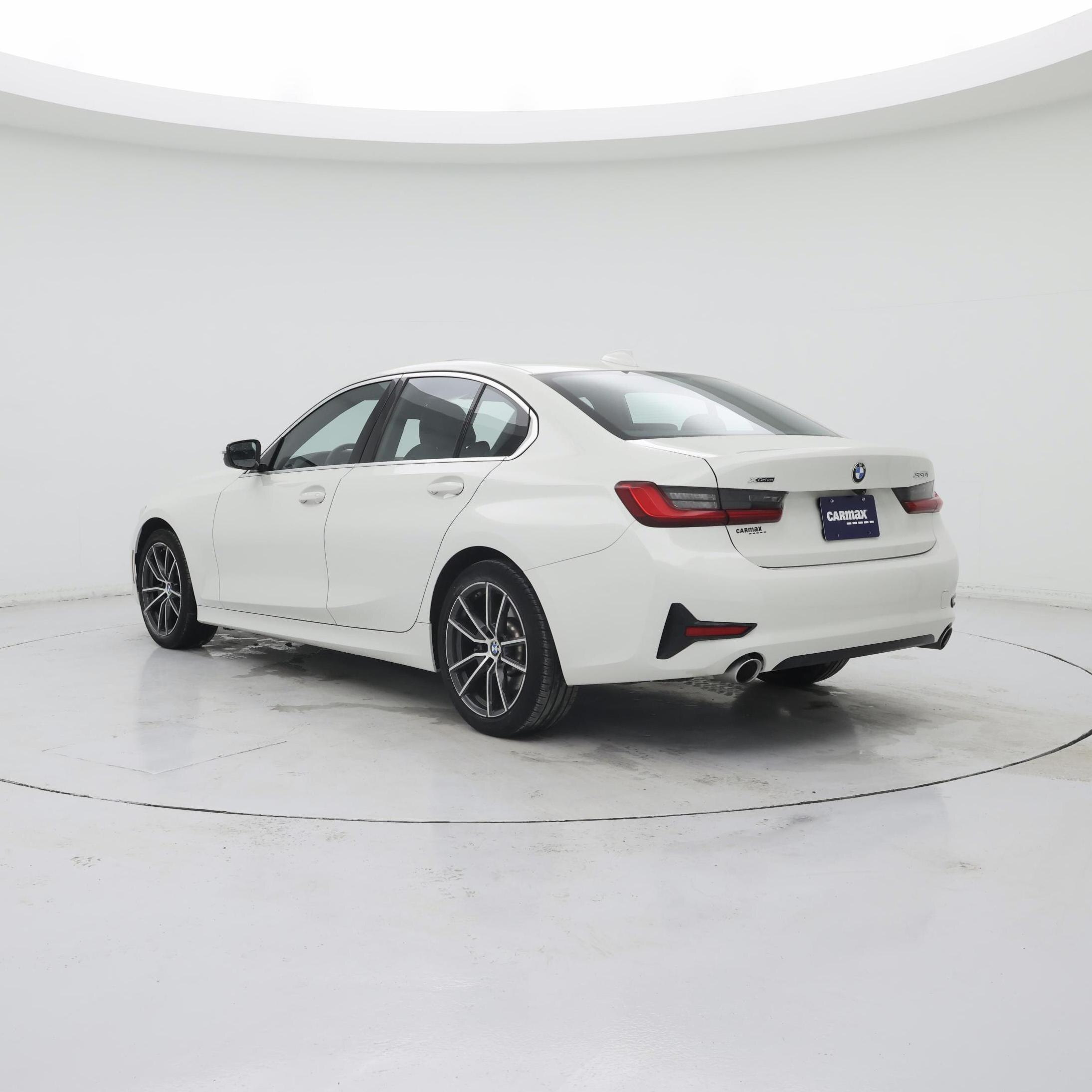 Thumbnail: 2019 BMW 3 Series - 2