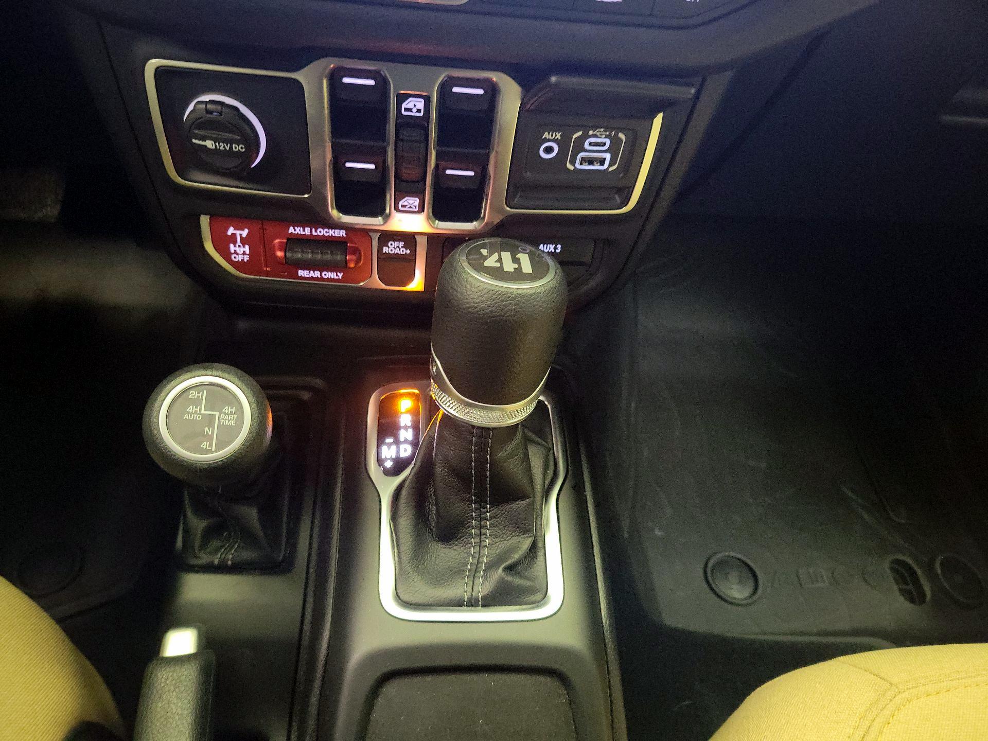 Thumbnail: 2025 Jeep Wrangler - 17