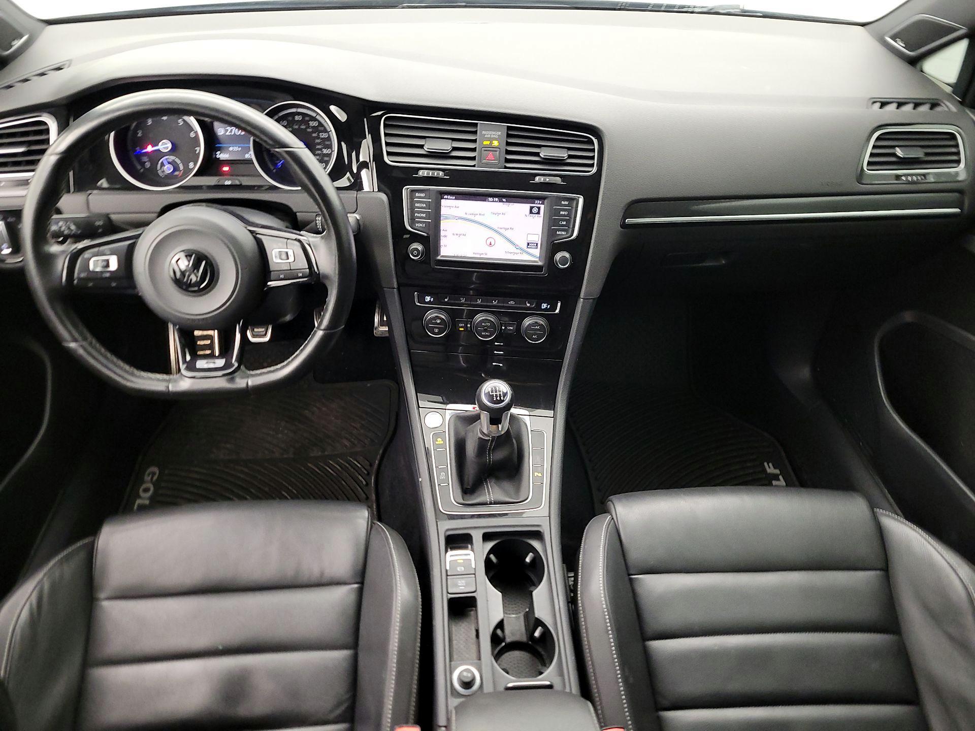 Thumbnail: 2017 Volkswagen Golf - 9