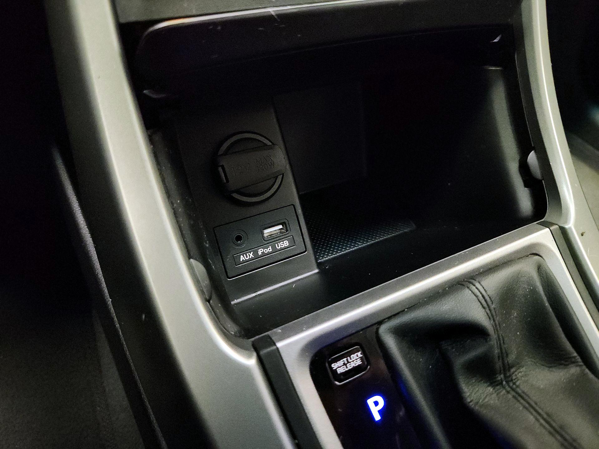 Thumbnail: 2014 Hyundai Elantra - 19