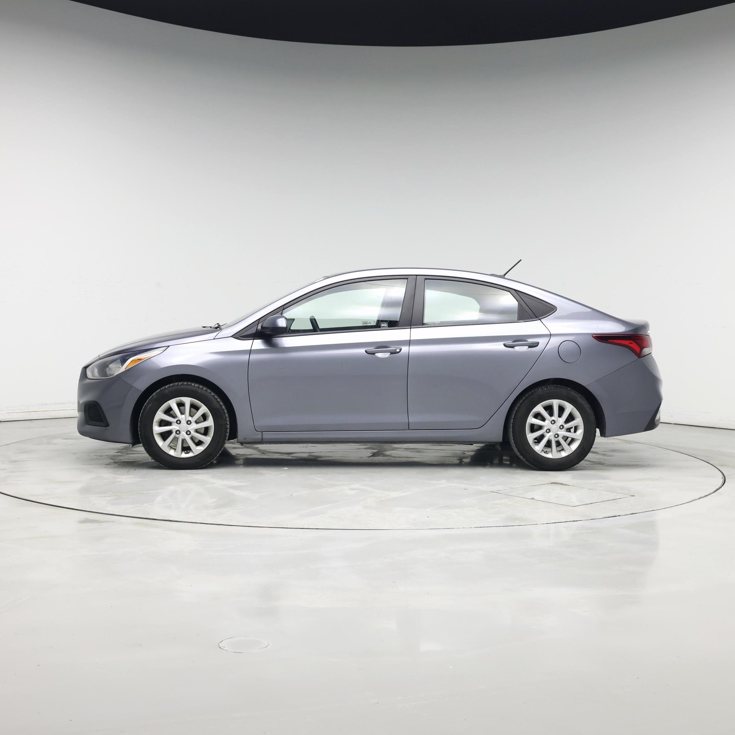 Thumbnail: 2018 Hyundai Accent - 3