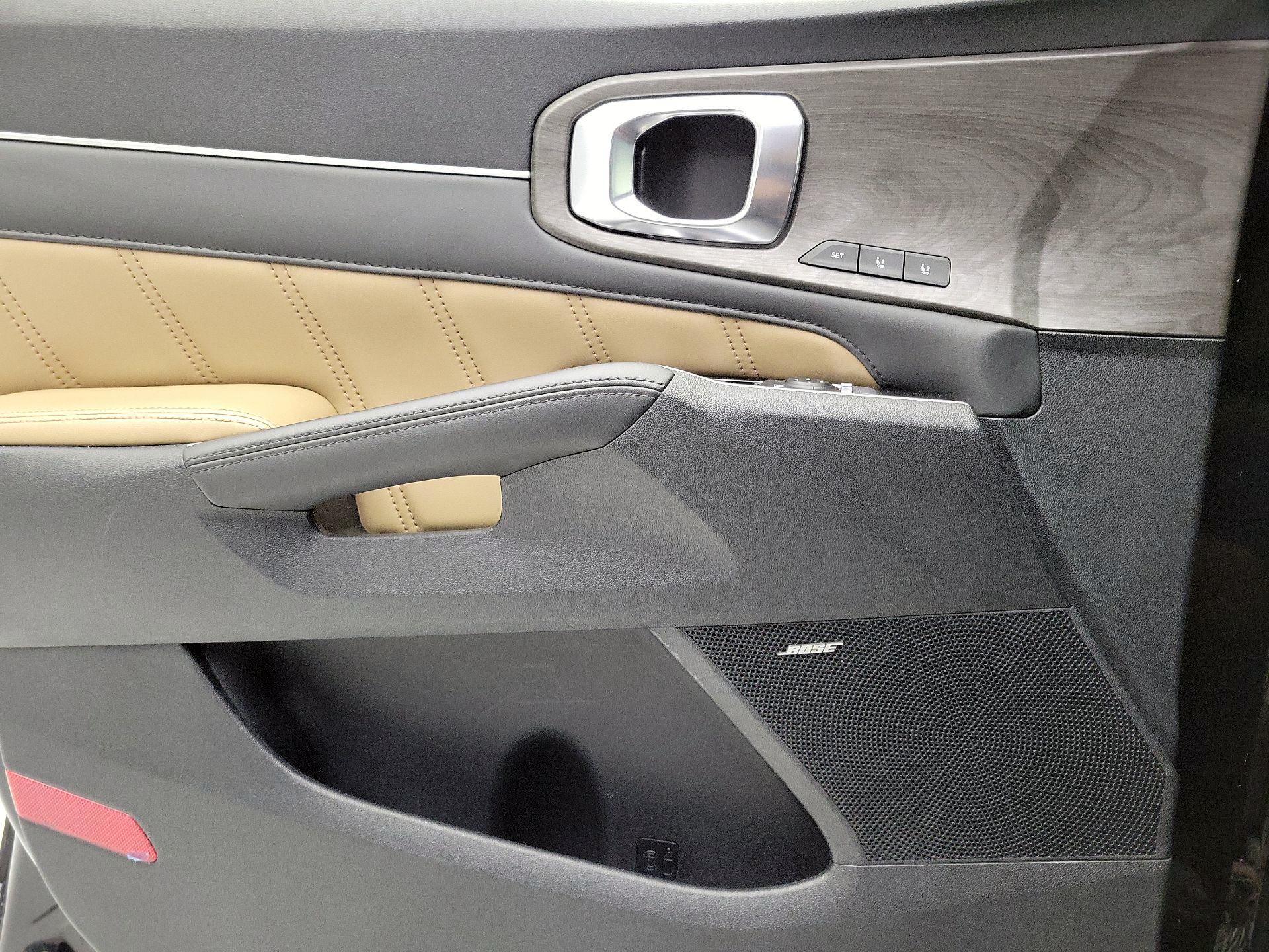 Thumbnail: 2025 Kia Sorento - 12