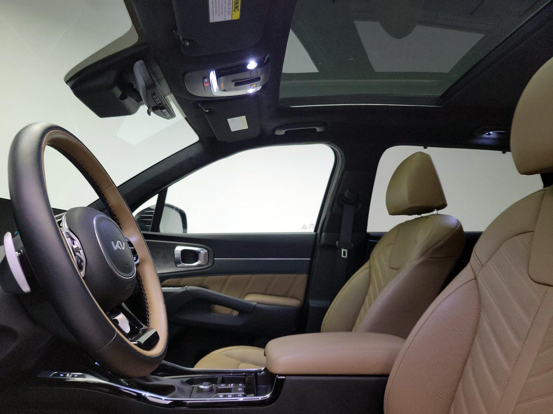 Thumbnail: 2025 Kia Sorento - 18