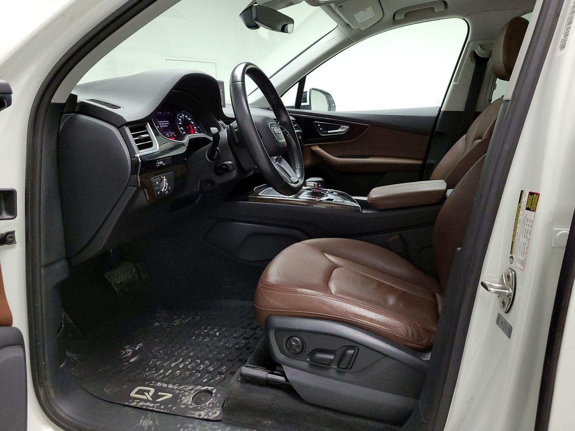 Thumbnail: 2019 Audi Q7 - 11