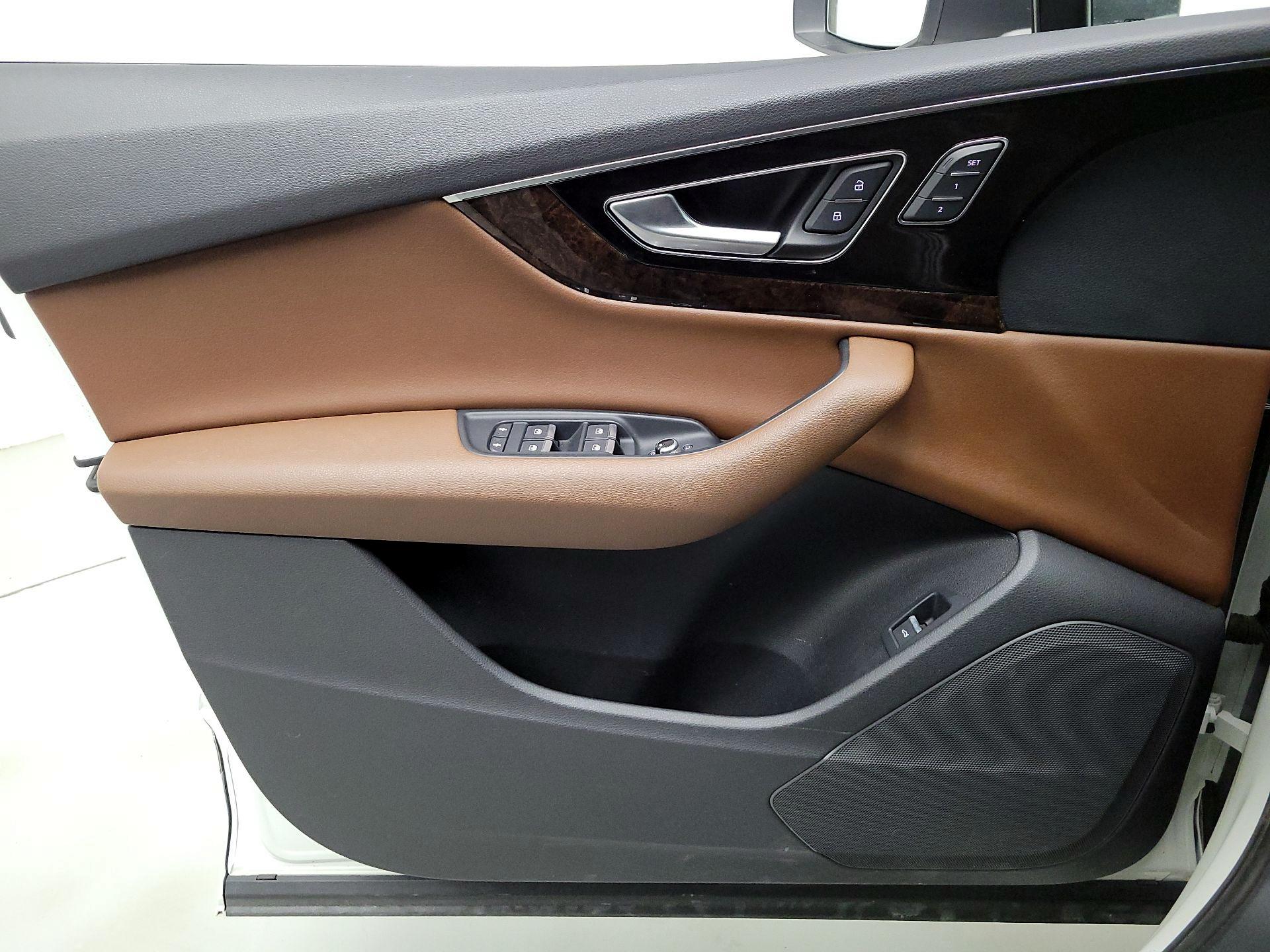 Thumbnail: 2019 Audi Q7 - 12