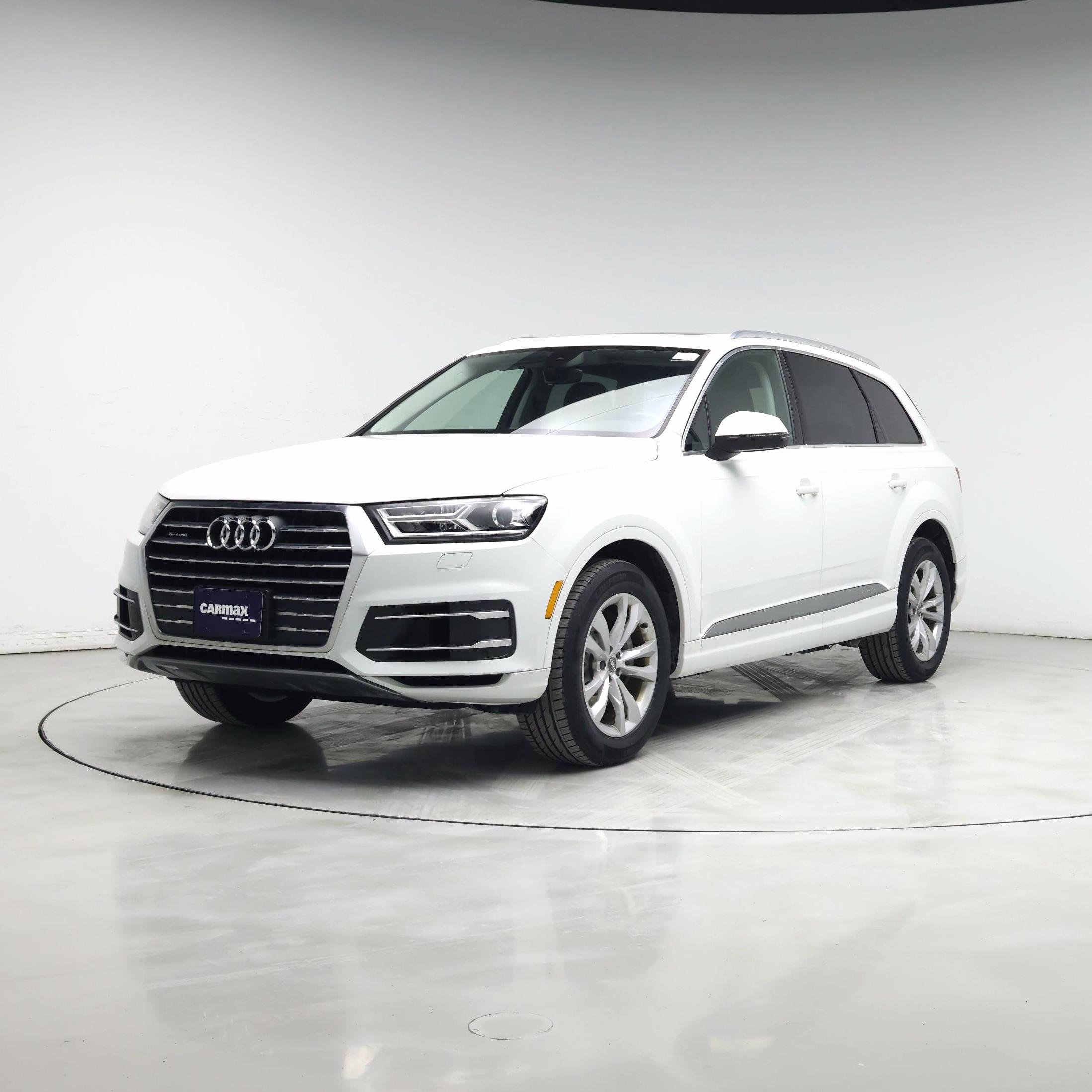 Thumbnail: 2019 Audi Q7 - 4