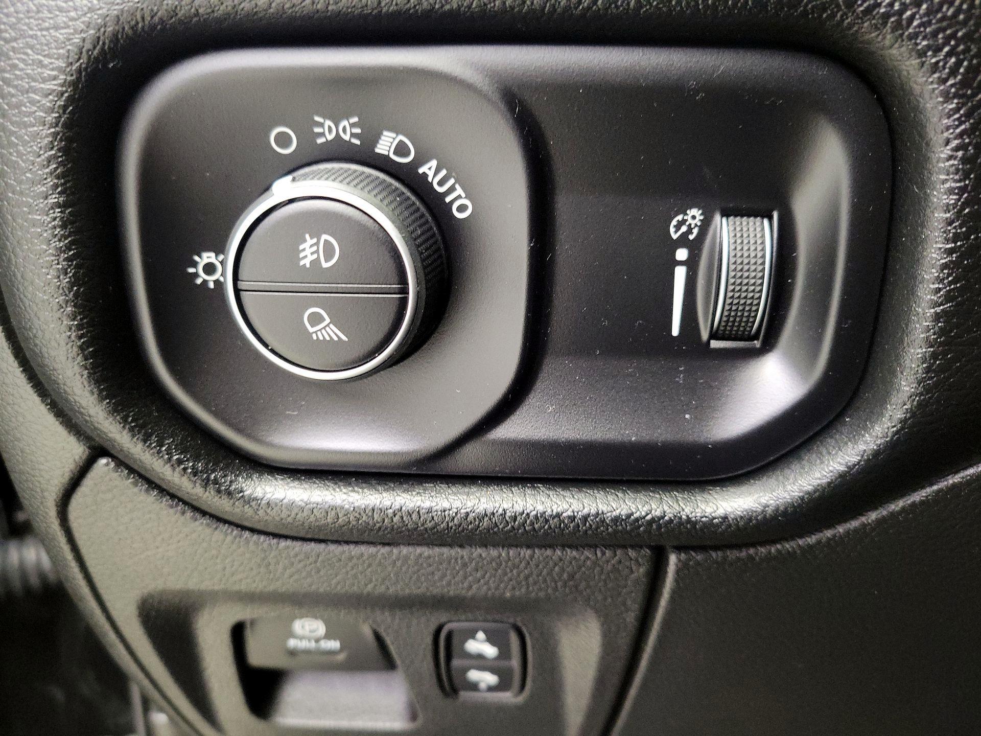 Thumbnail: 2022 RAM 1500 - 13