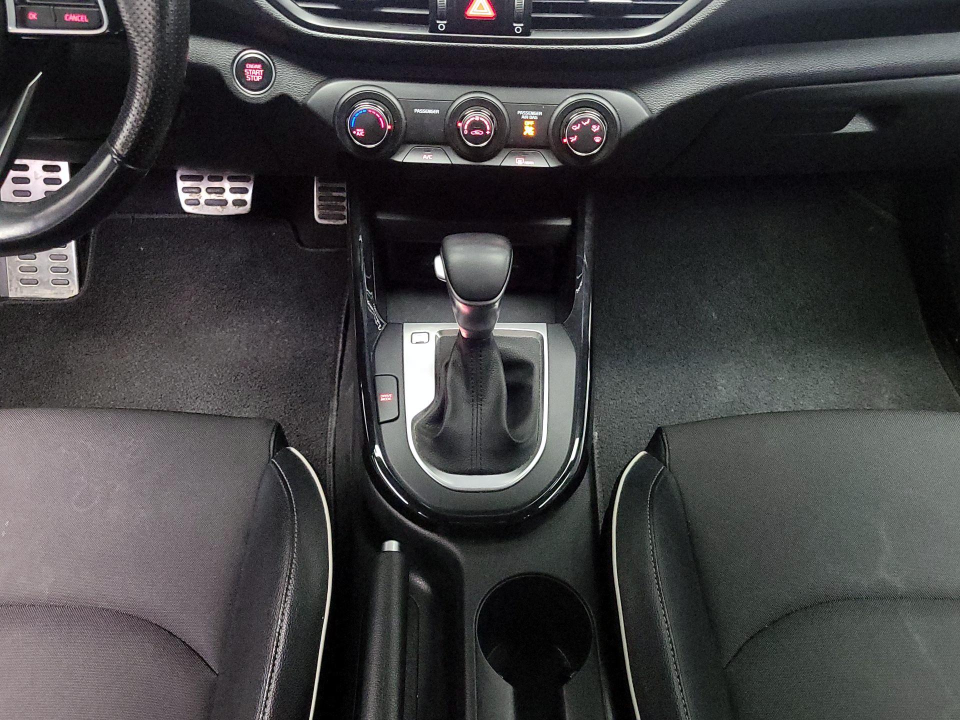 Thumbnail: 2021 Kia Forte - 17