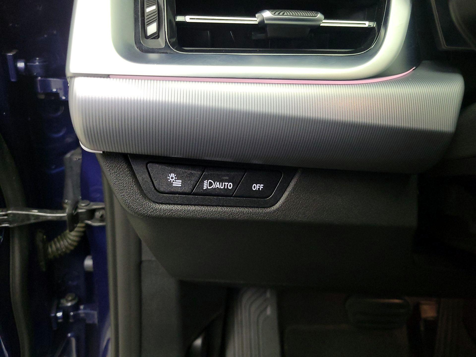 Thumbnail: 2023 BMW X1 - 13