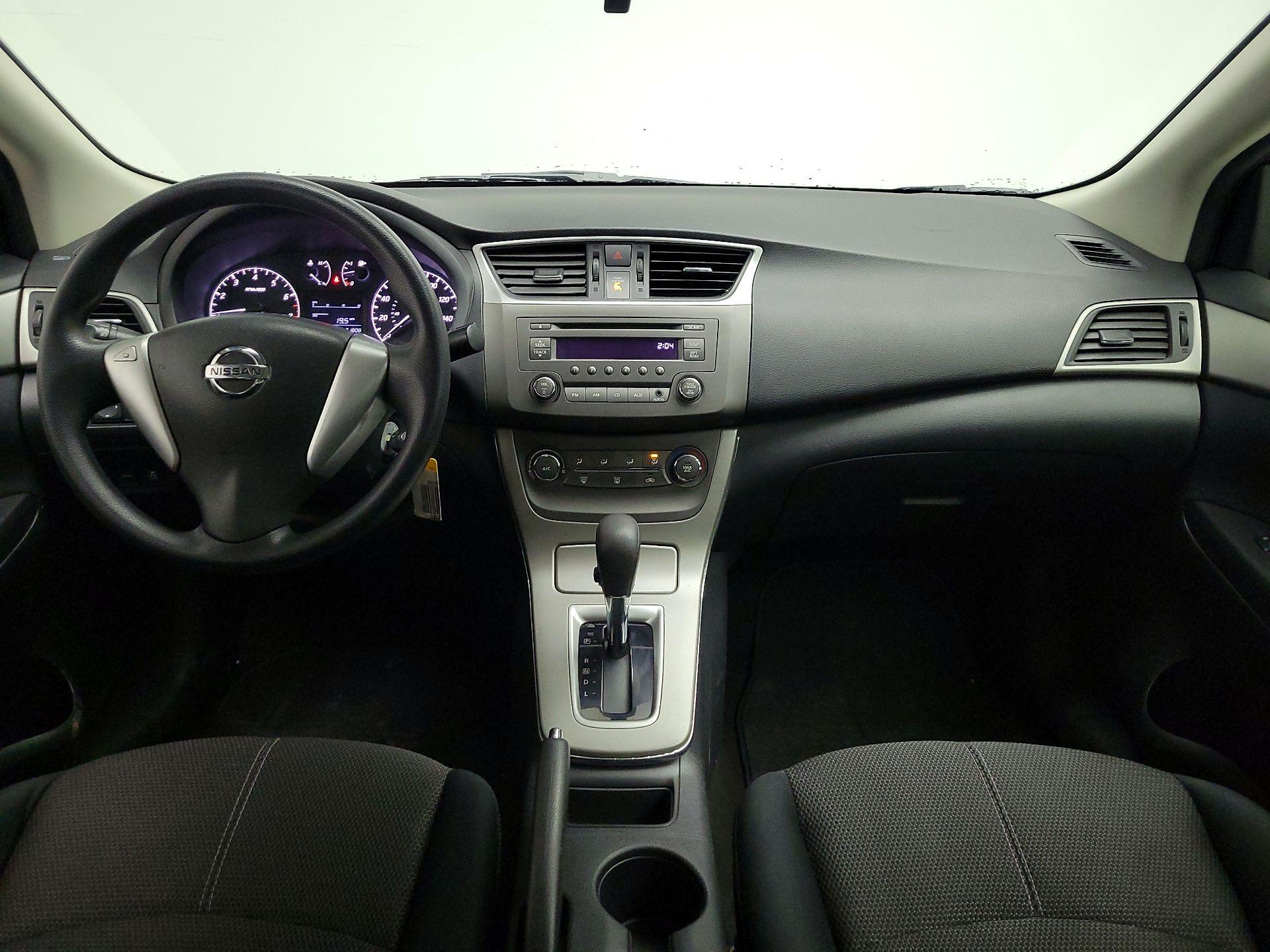 Thumbnail: 2014 Nissan Sentra - 9