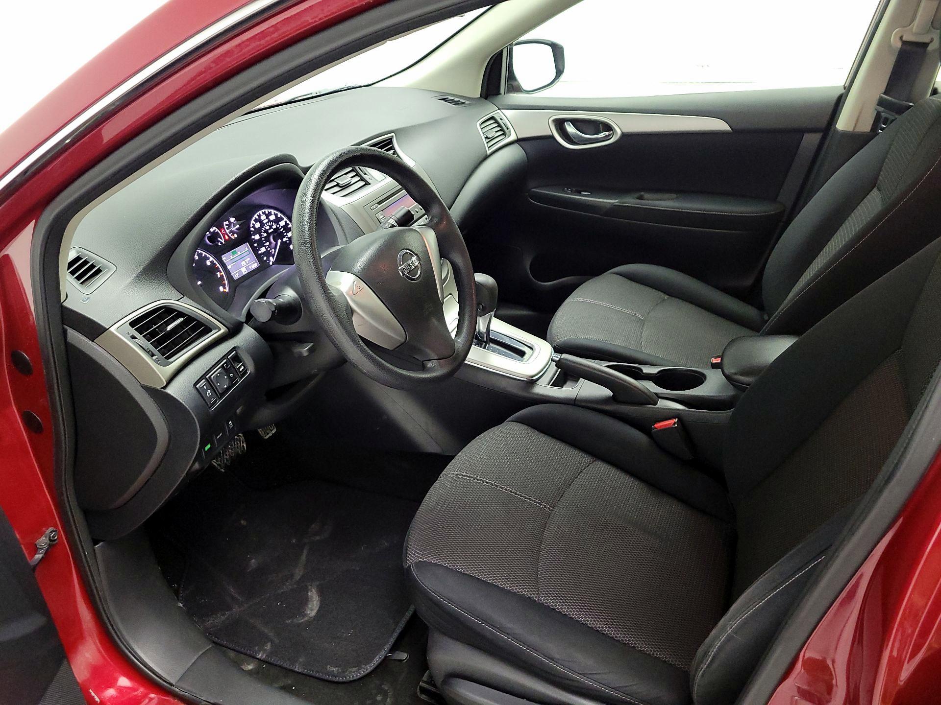 Thumbnail: 2014 Nissan Sentra - 11