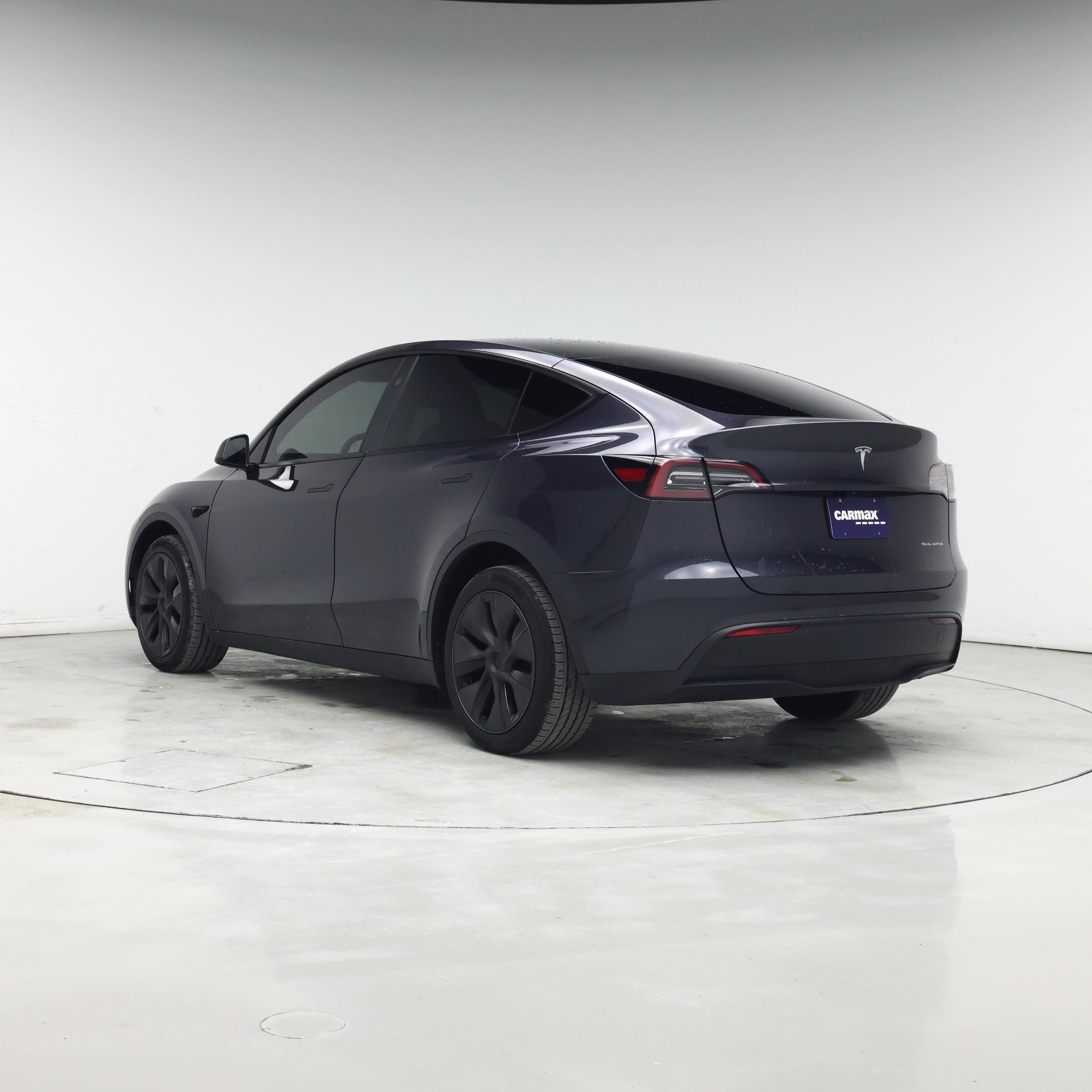 Thumbnail: 2025 Tesla Model Y - 2
