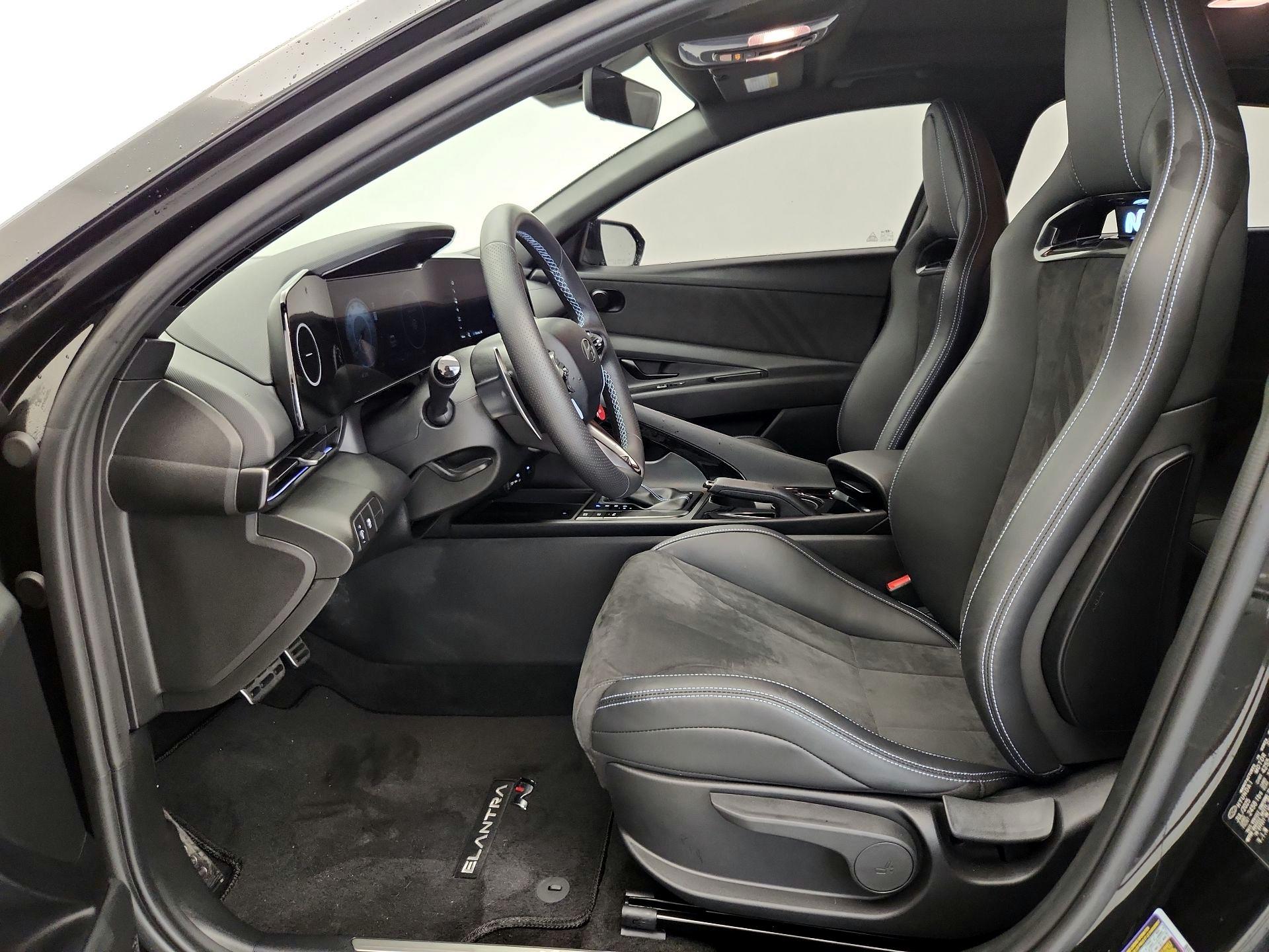 Thumbnail: 2025 Hyundai Elantra - 11