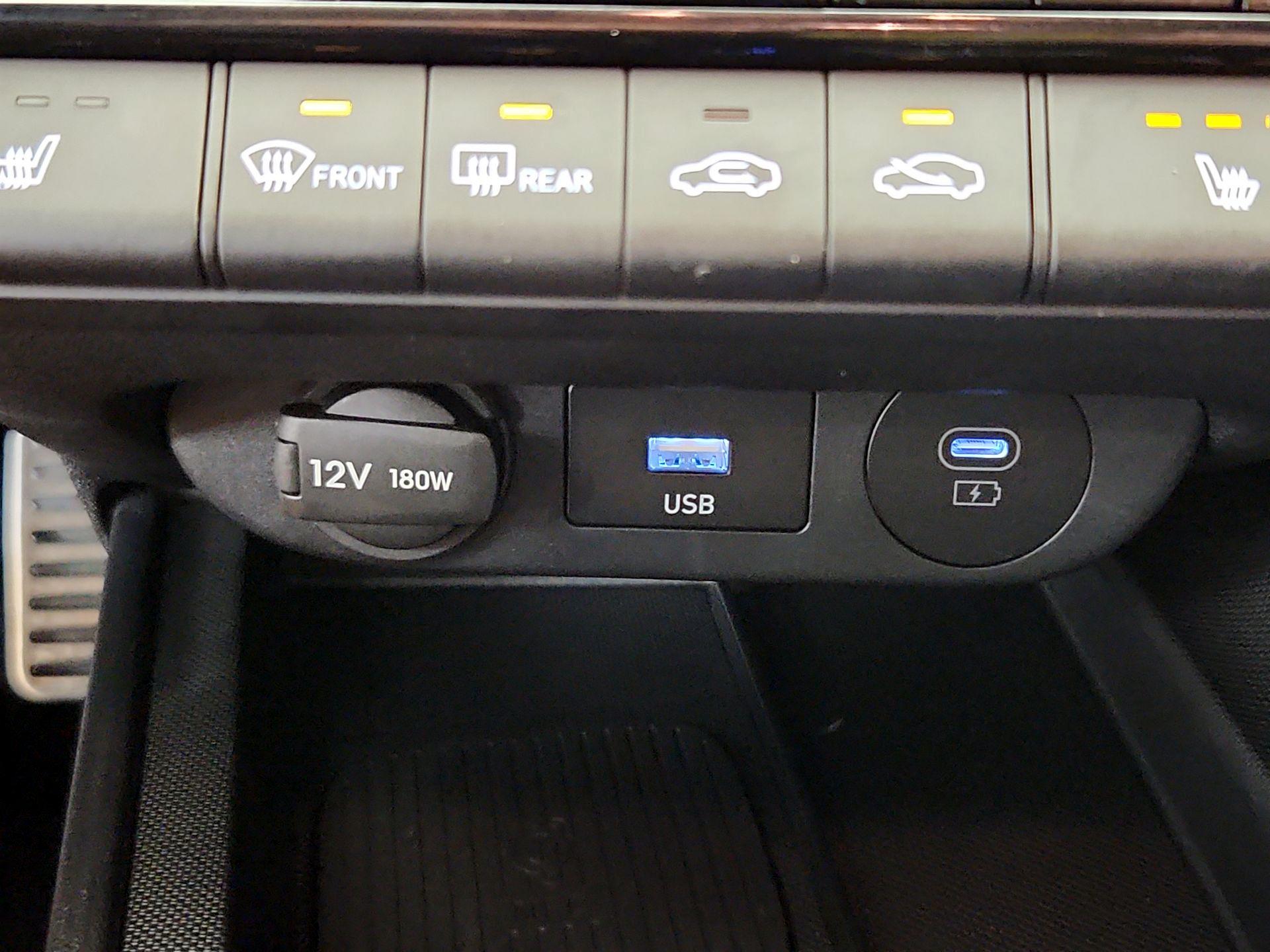 Thumbnail: 2025 Hyundai Elantra - 19