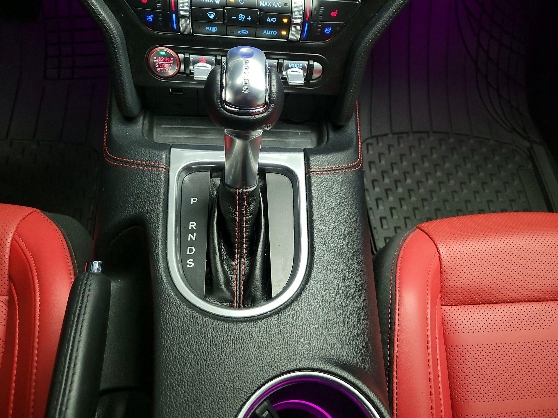 Thumbnail: 2022 Ford Mustang - 17