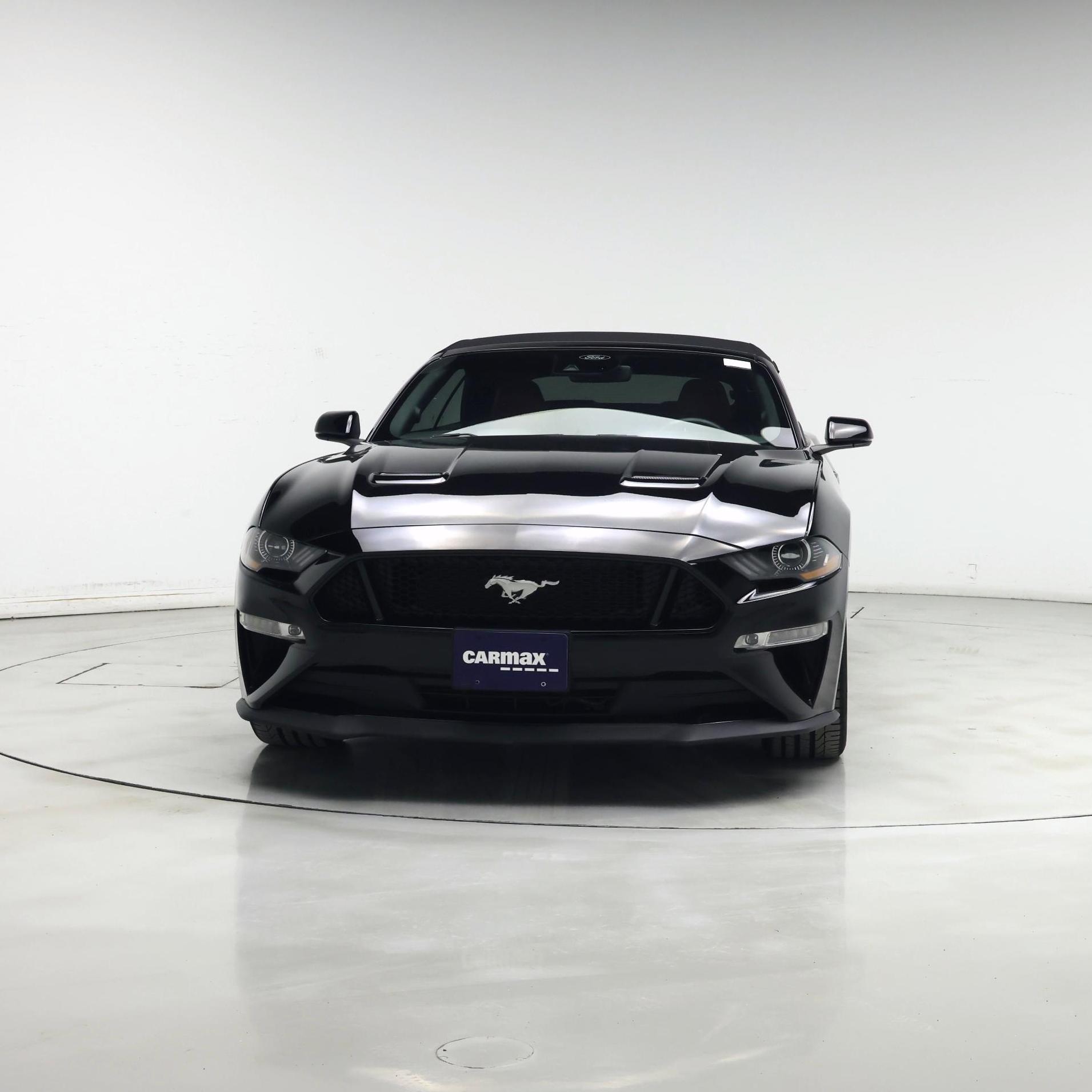 Thumbnail: 2022 Ford Mustang - 5