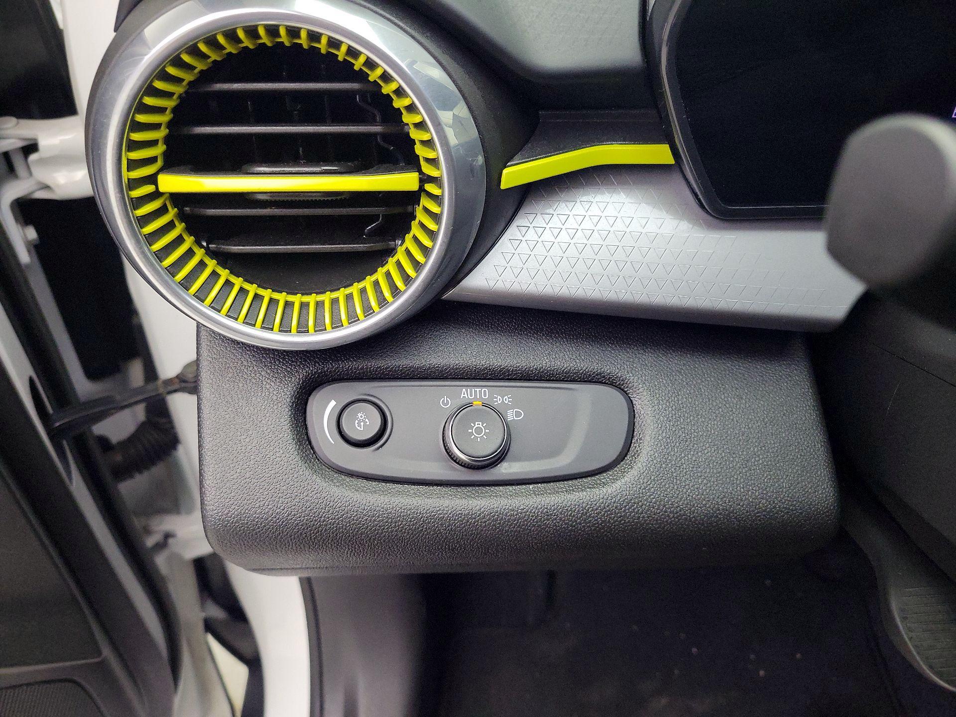 Thumbnail: 2024 Chevrolet Trax - 13