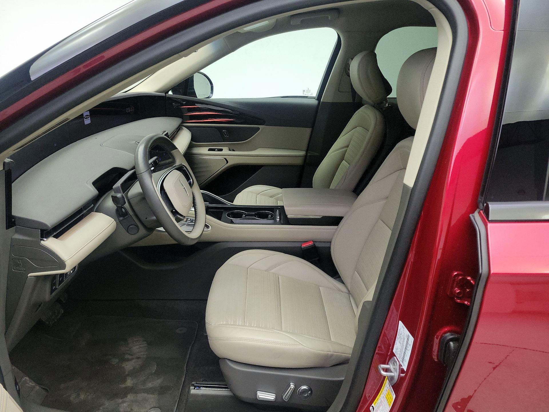 Thumbnail: 2024 Lincoln Nautilus - 11