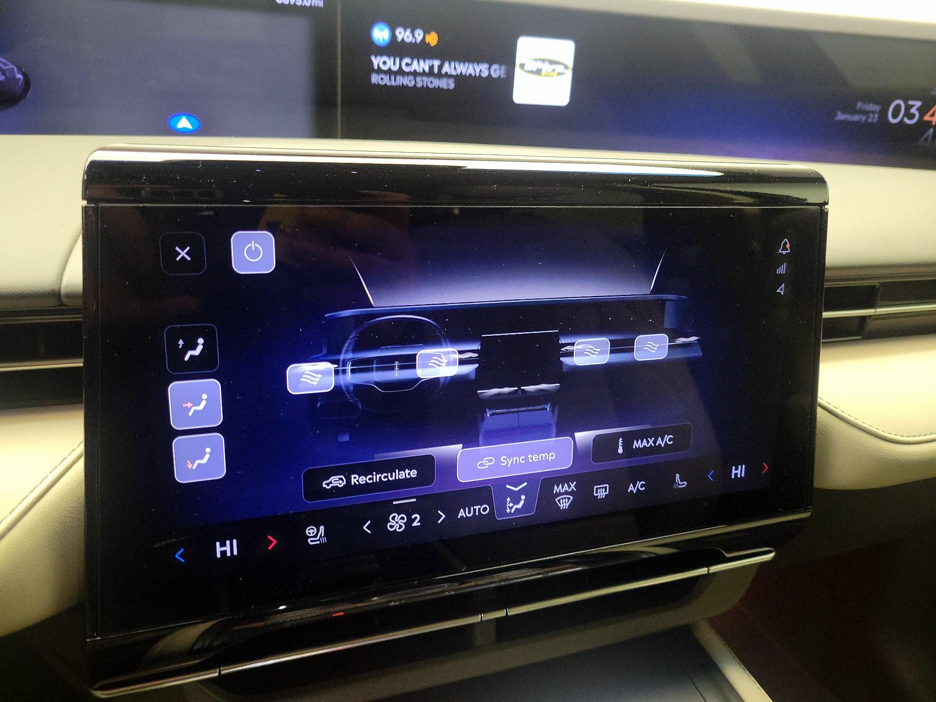 Thumbnail: 2024 Lincoln Nautilus - 17