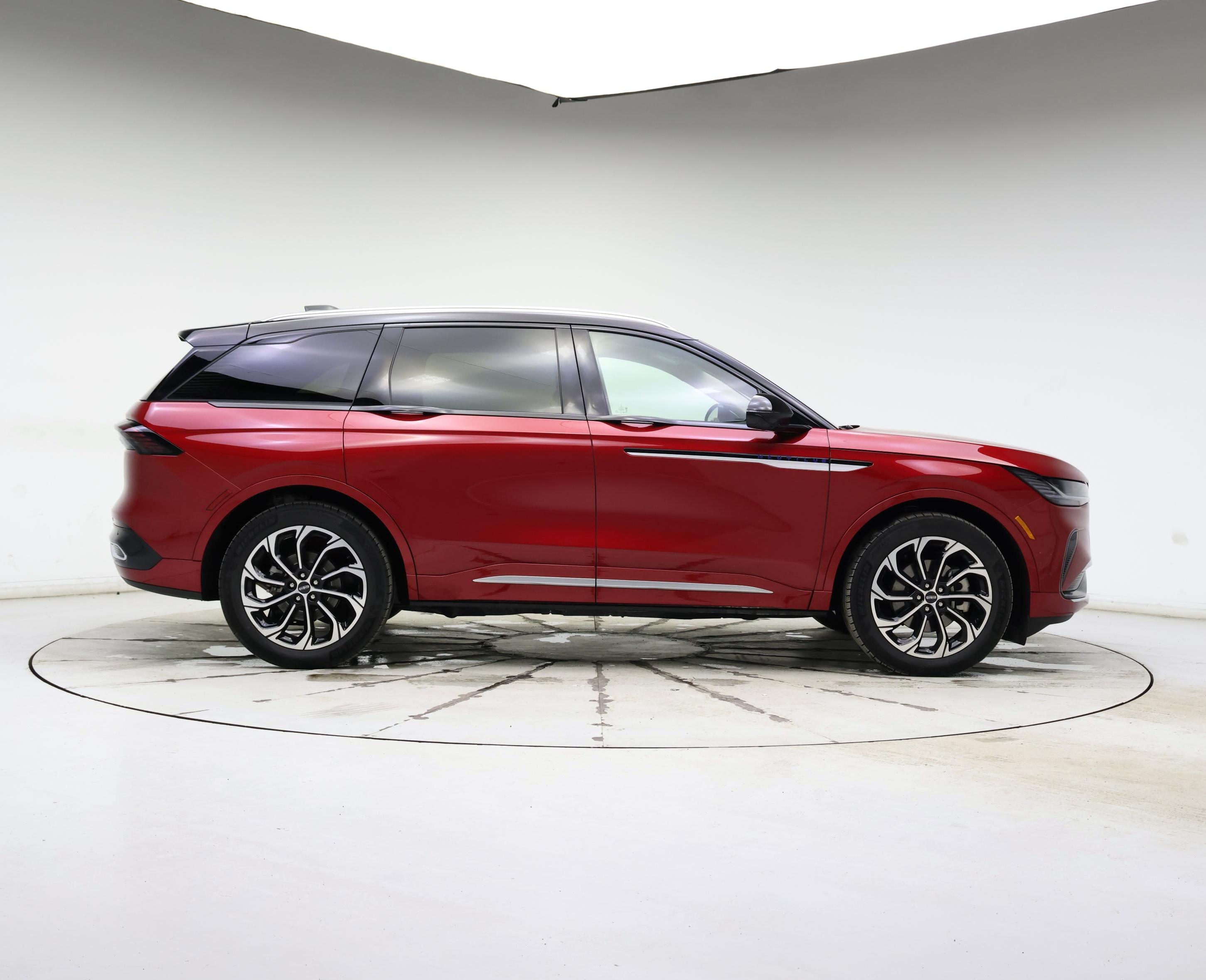 Thumbnail: 2024 Lincoln Nautilus - 7