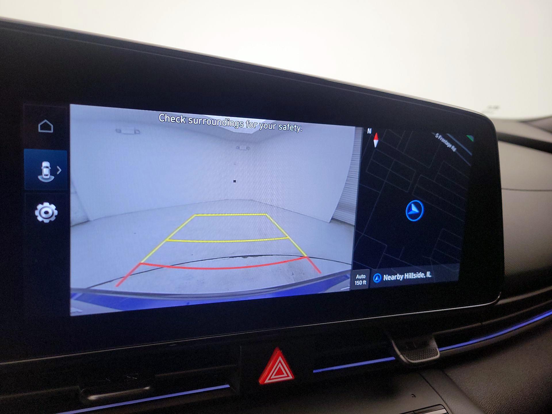 Thumbnail: 2025 Hyundai Elantra - 15