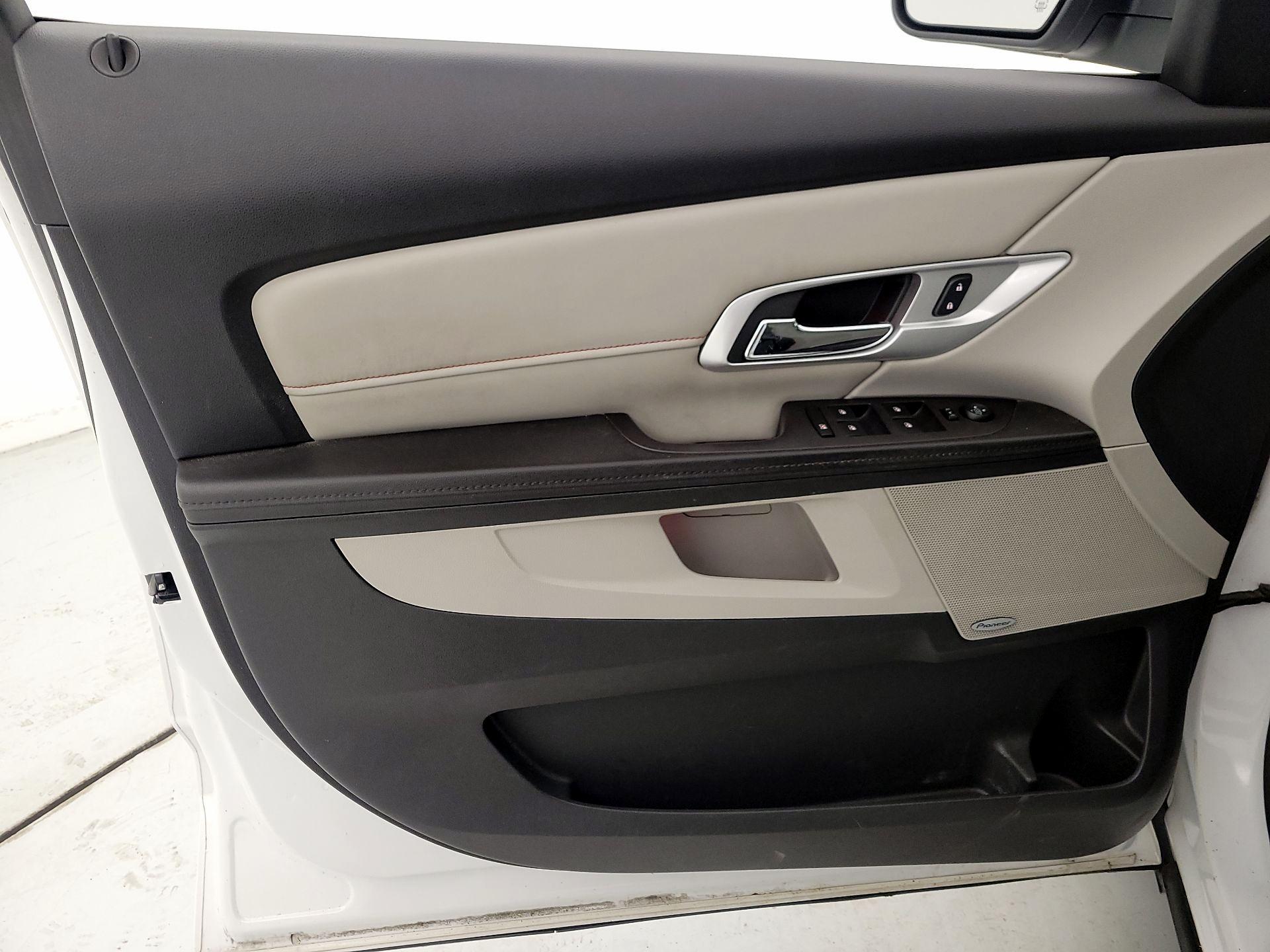 Thumbnail: 2016 GMC Terrain - 12