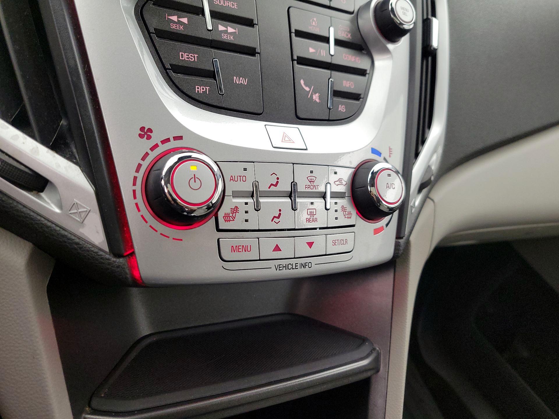 Thumbnail: 2016 GMC Terrain - 16