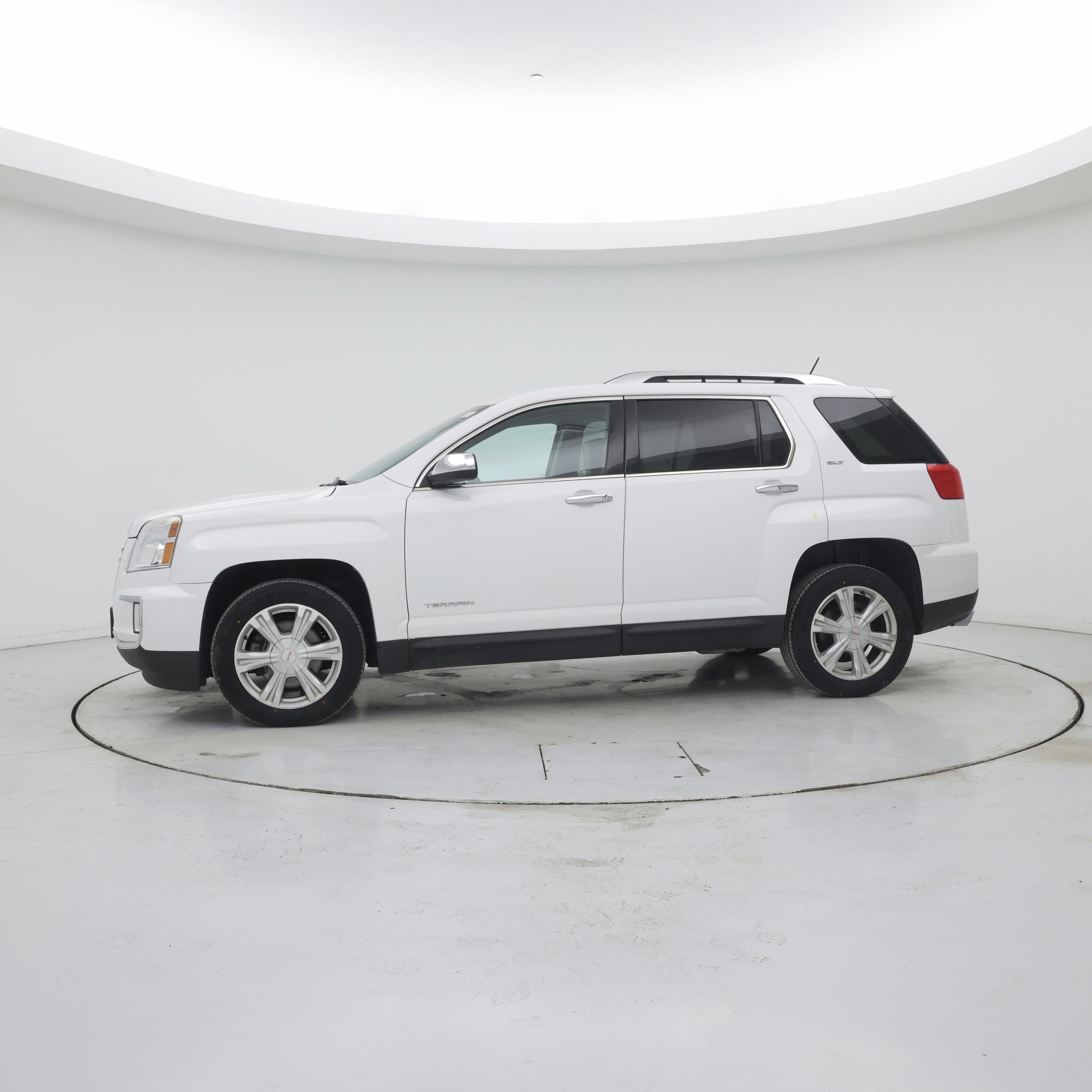 Thumbnail: 2016 GMC Terrain - 3