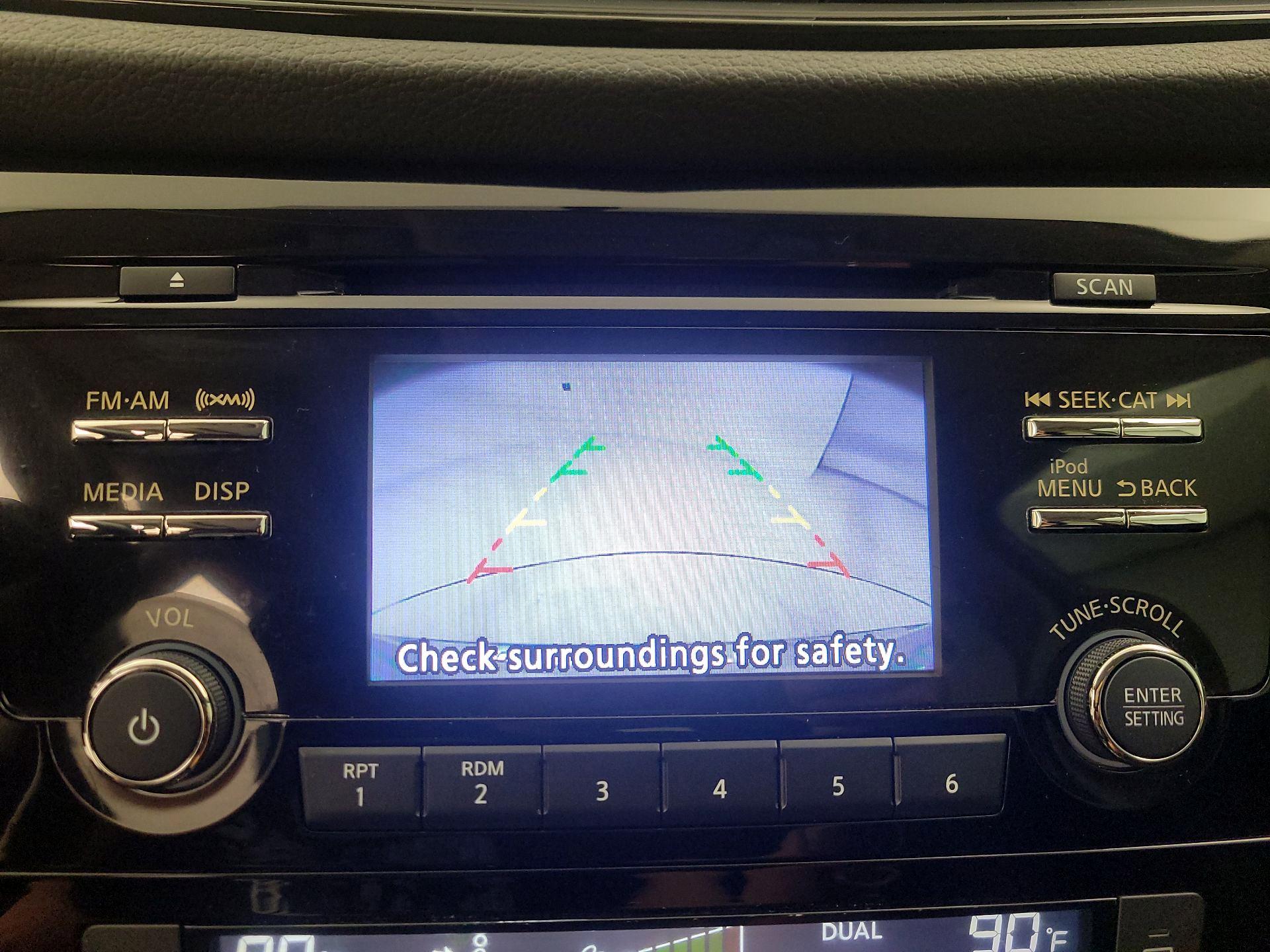 Thumbnail: 2017 Nissan Rogue - 14